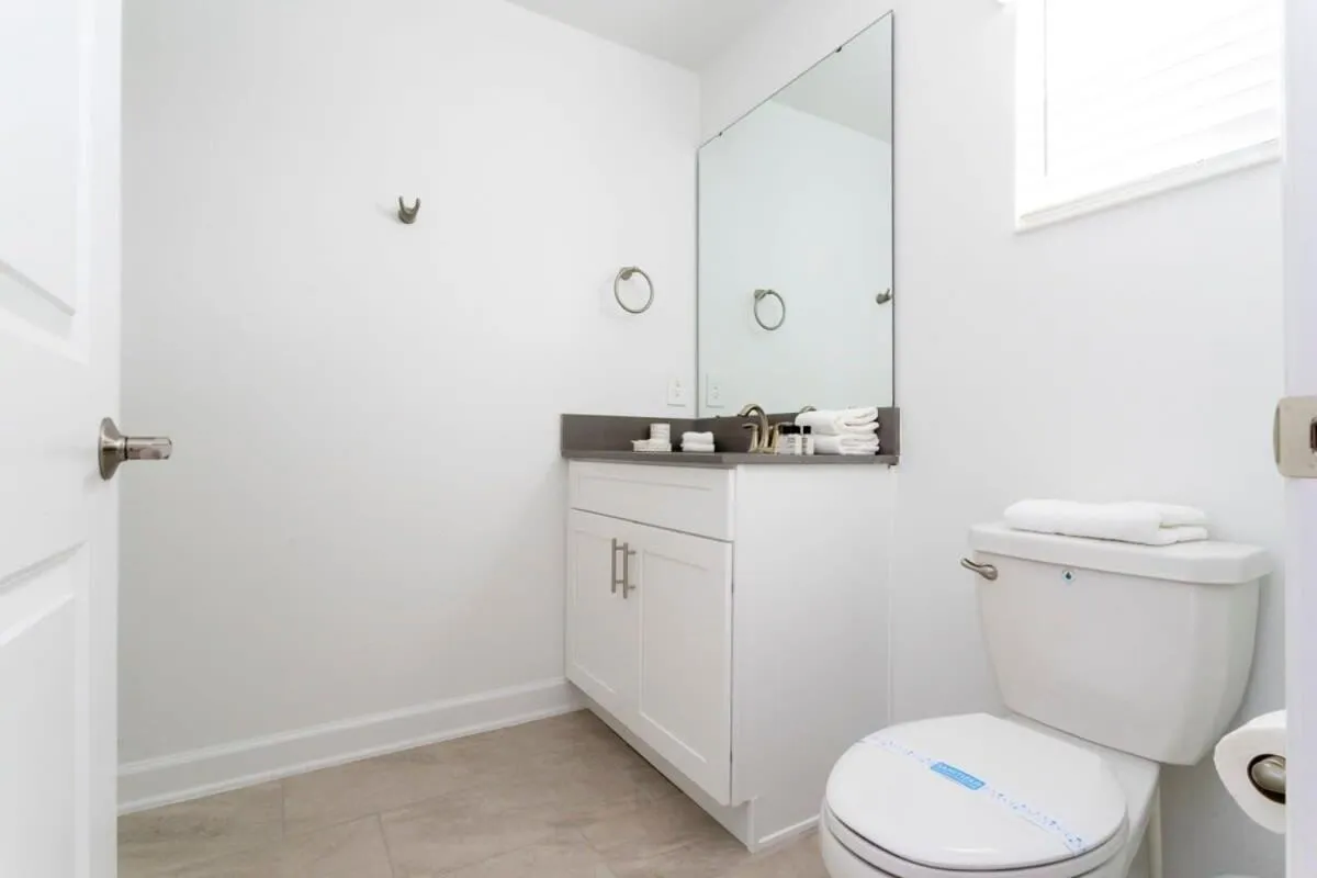 Luxurious Home w Theme Beds & Private Pool