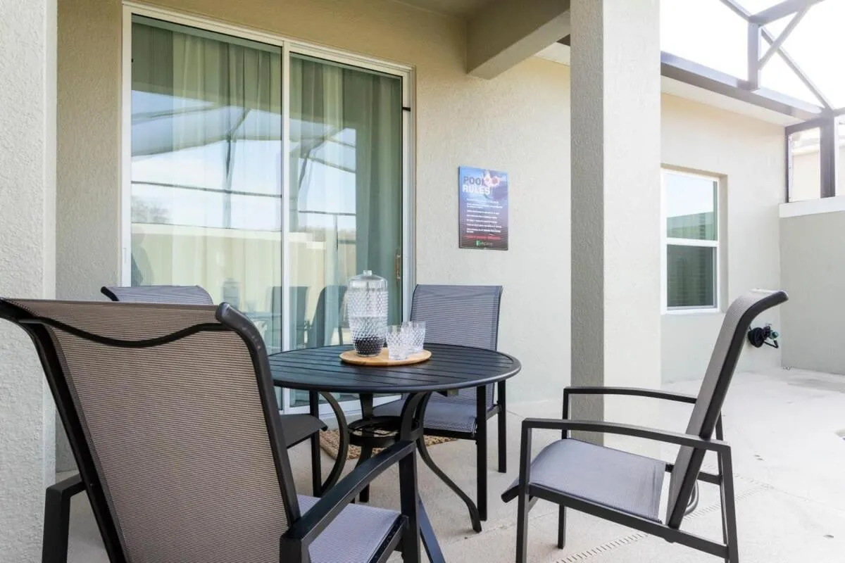 Luxurious Home w Theme Beds & Private Pool