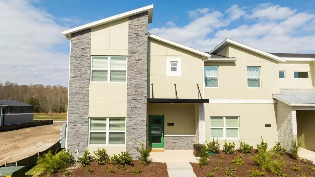 Luxurious Home w Theme Beds & Private Pool