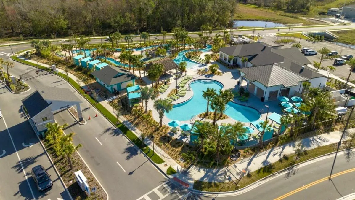 Luxurious Home w Theme Beds & Private Pool