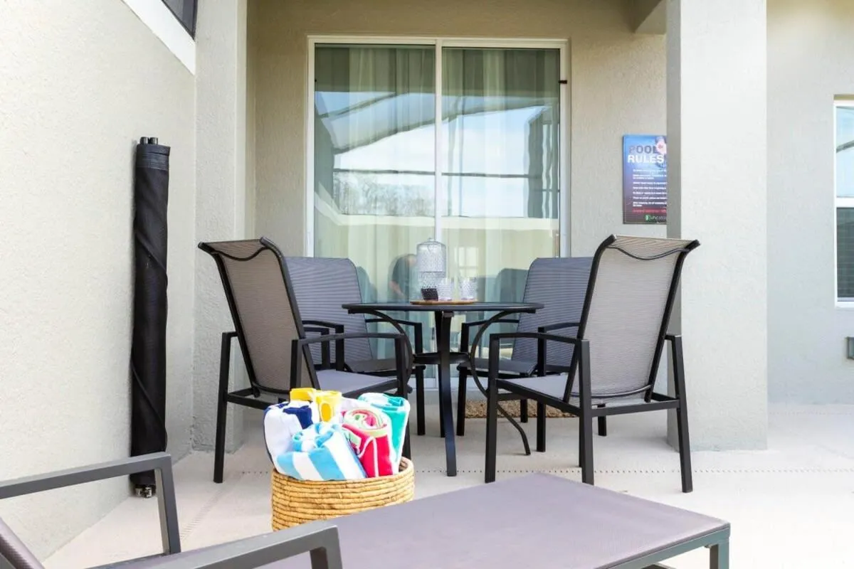 Luxurious Home w Theme Beds & Private Pool