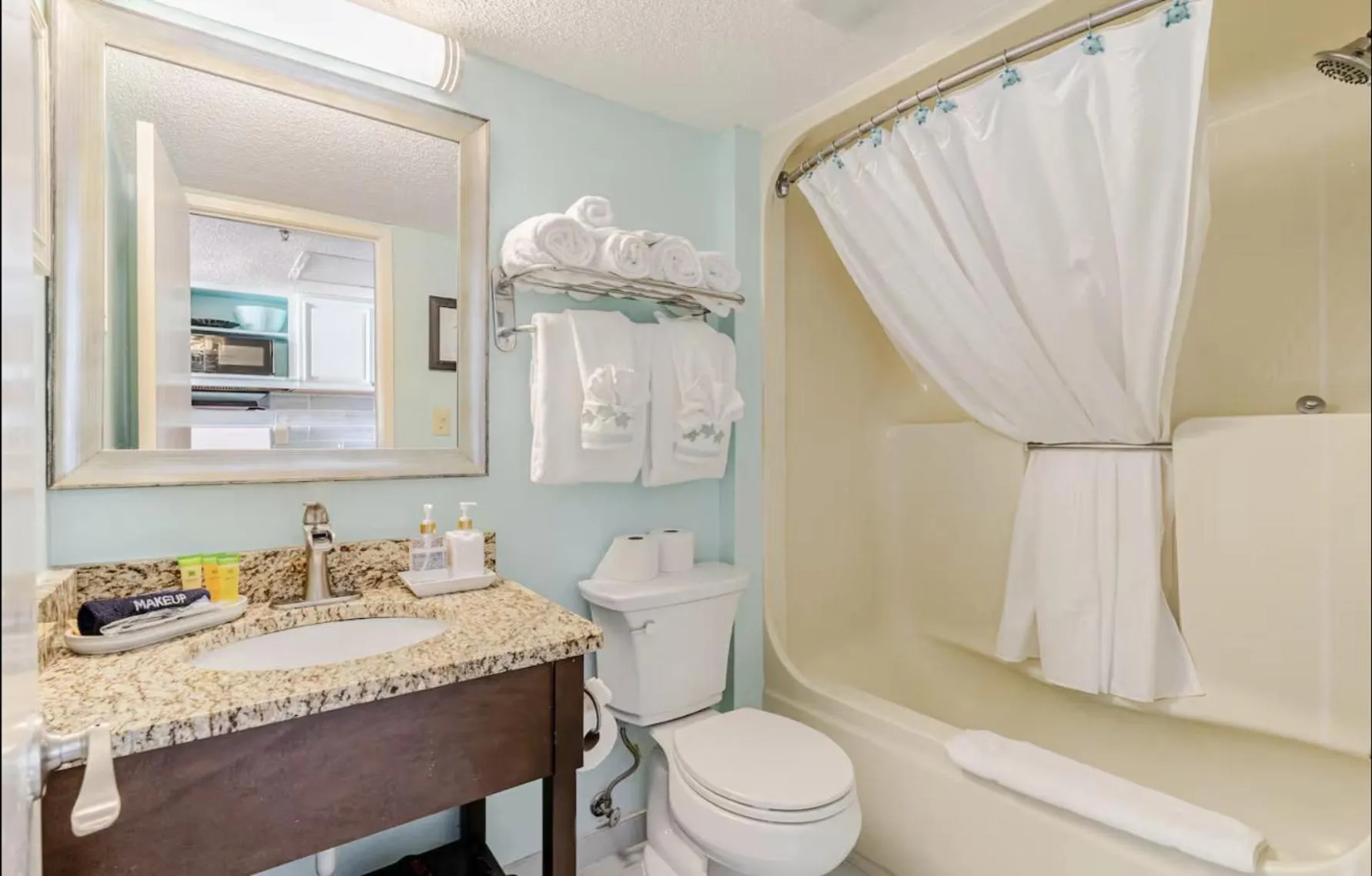 Bathroom in Flip Flop at Compass Cove