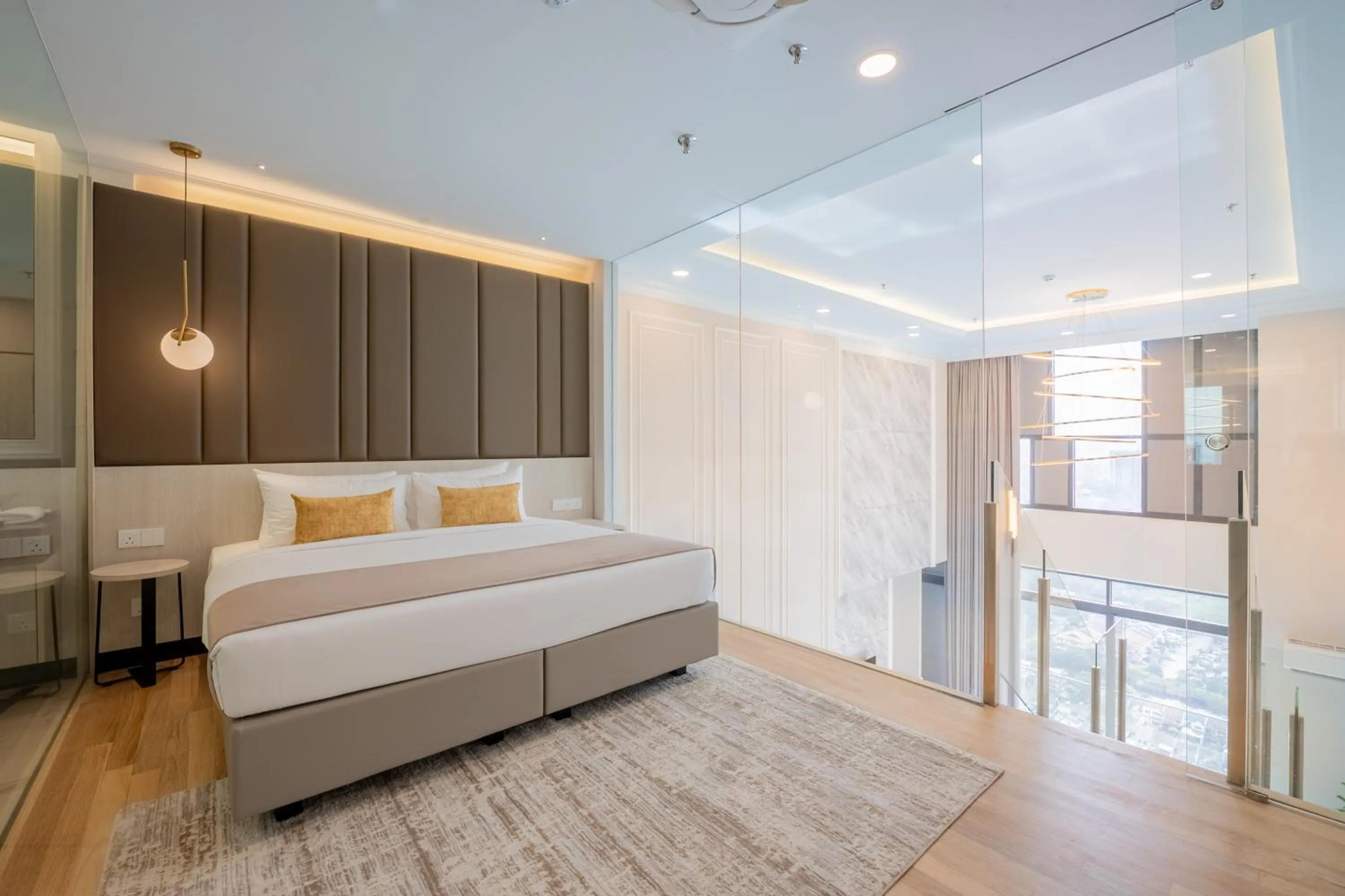 Societe Suite by Lyfehaus