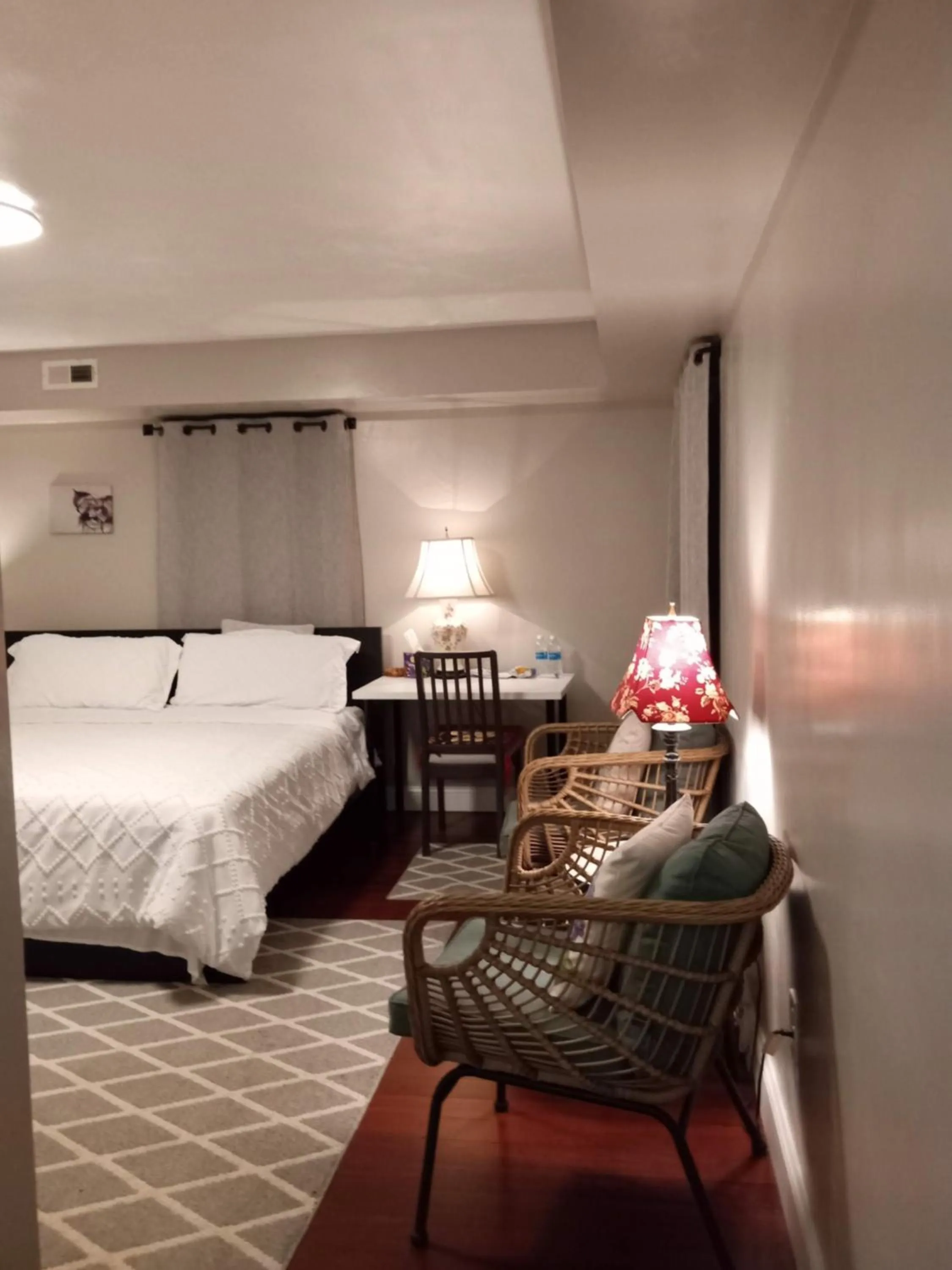 View (from property/room), Bed in Fairmount House Free Street Parking Quiet Spacious