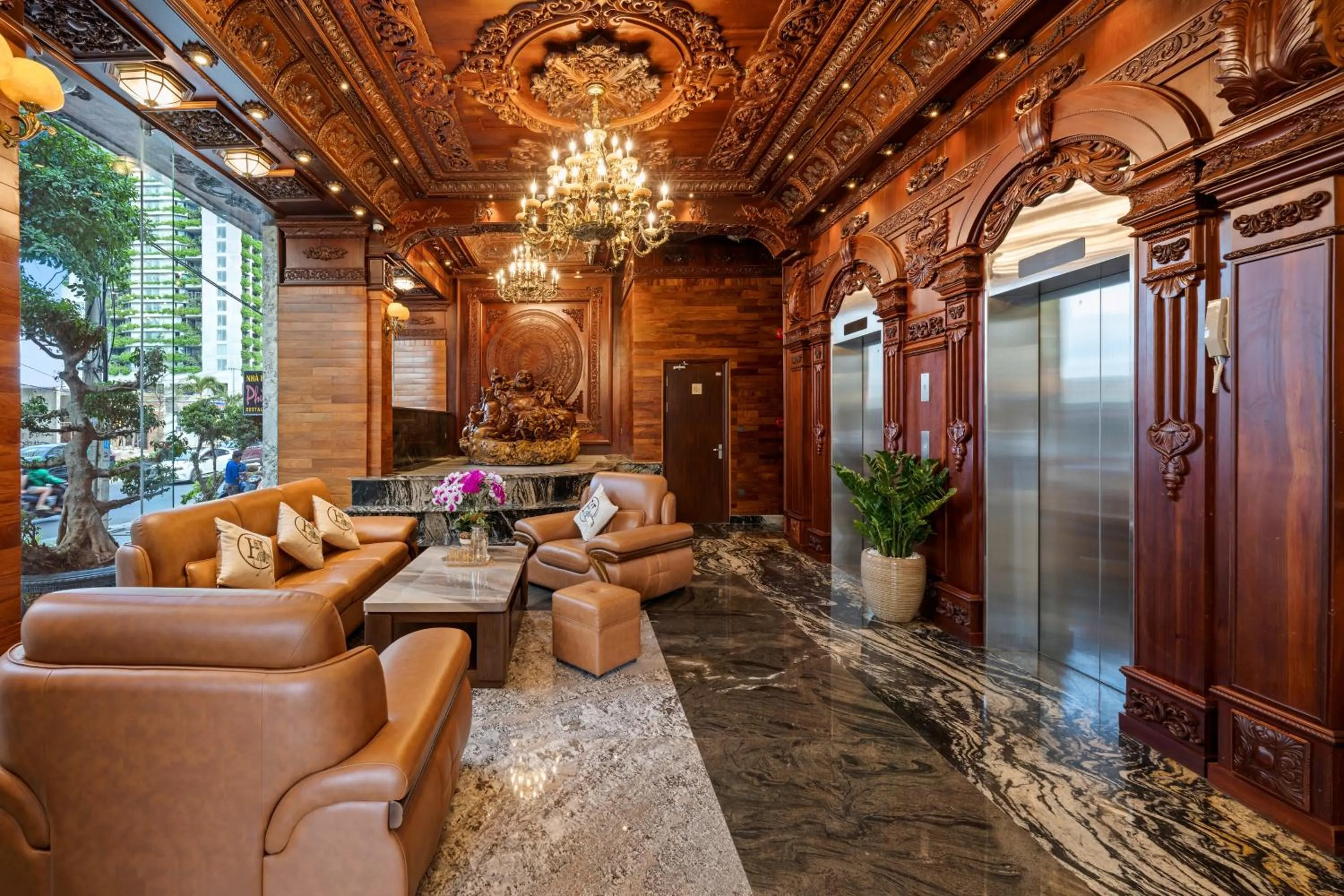 Lobby or reception in Monalisa Luxury Hotel