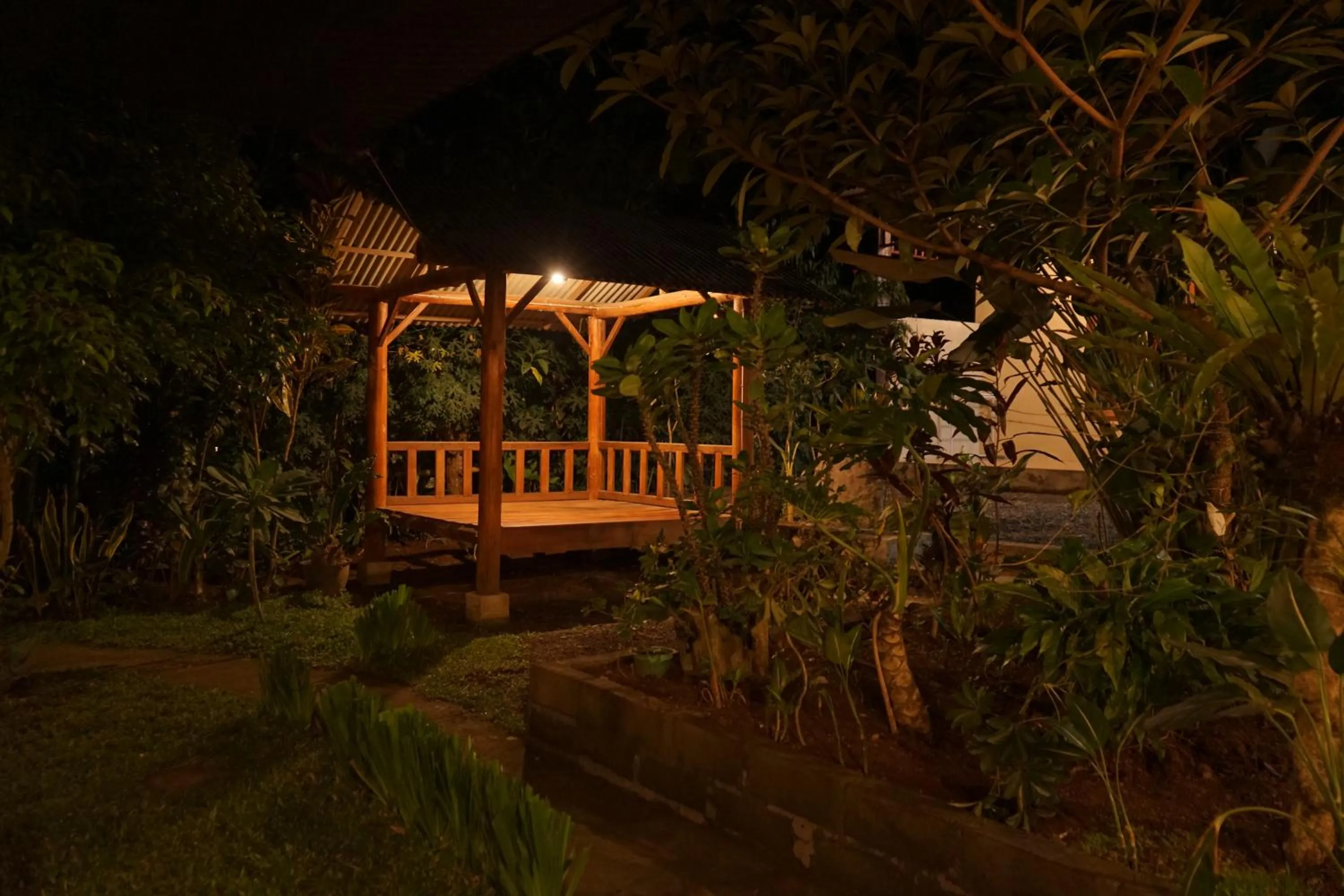 Night in FAREL HOMESTAY KAWAHIJEN