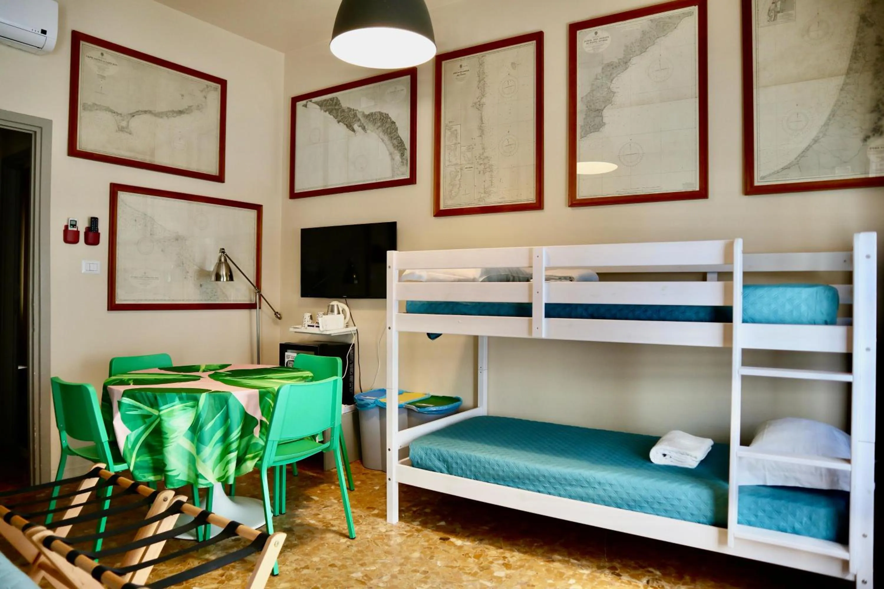 Bedroom, Bed in GUEST HOUSE SONNINO 37 Cagliari