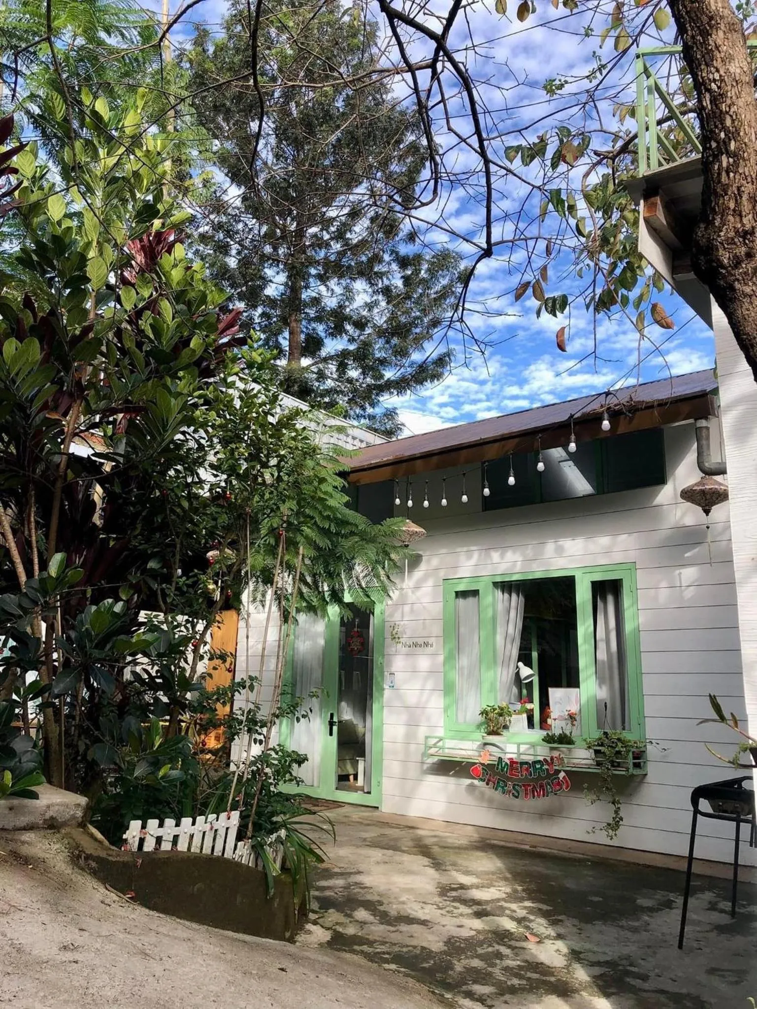 Patio in Anh Quân House