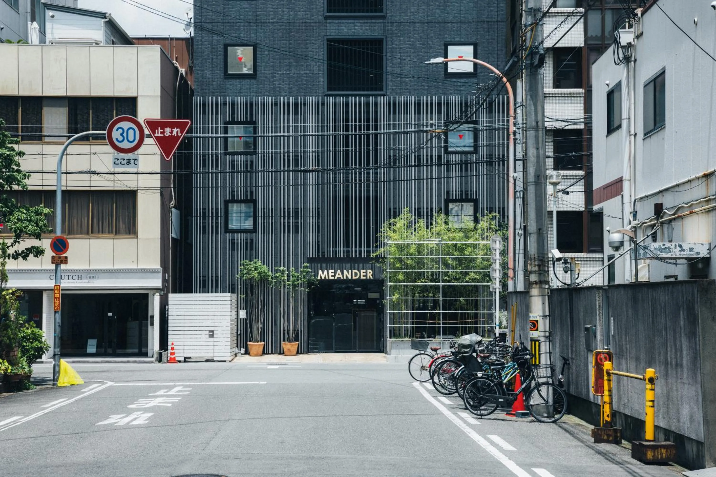 Property building in MEANDER Osaka