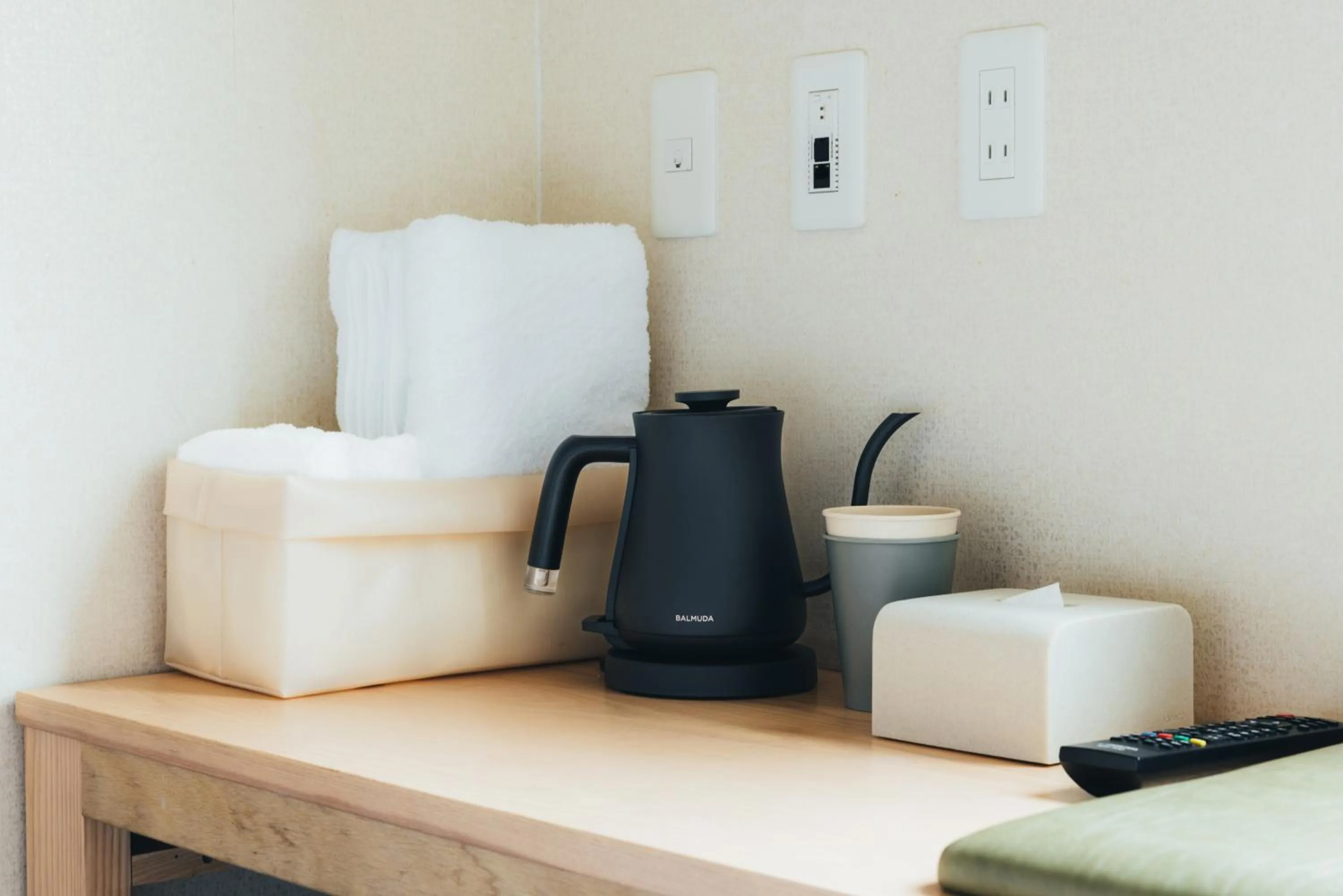 Photo of the whole room in MEANDER Osaka