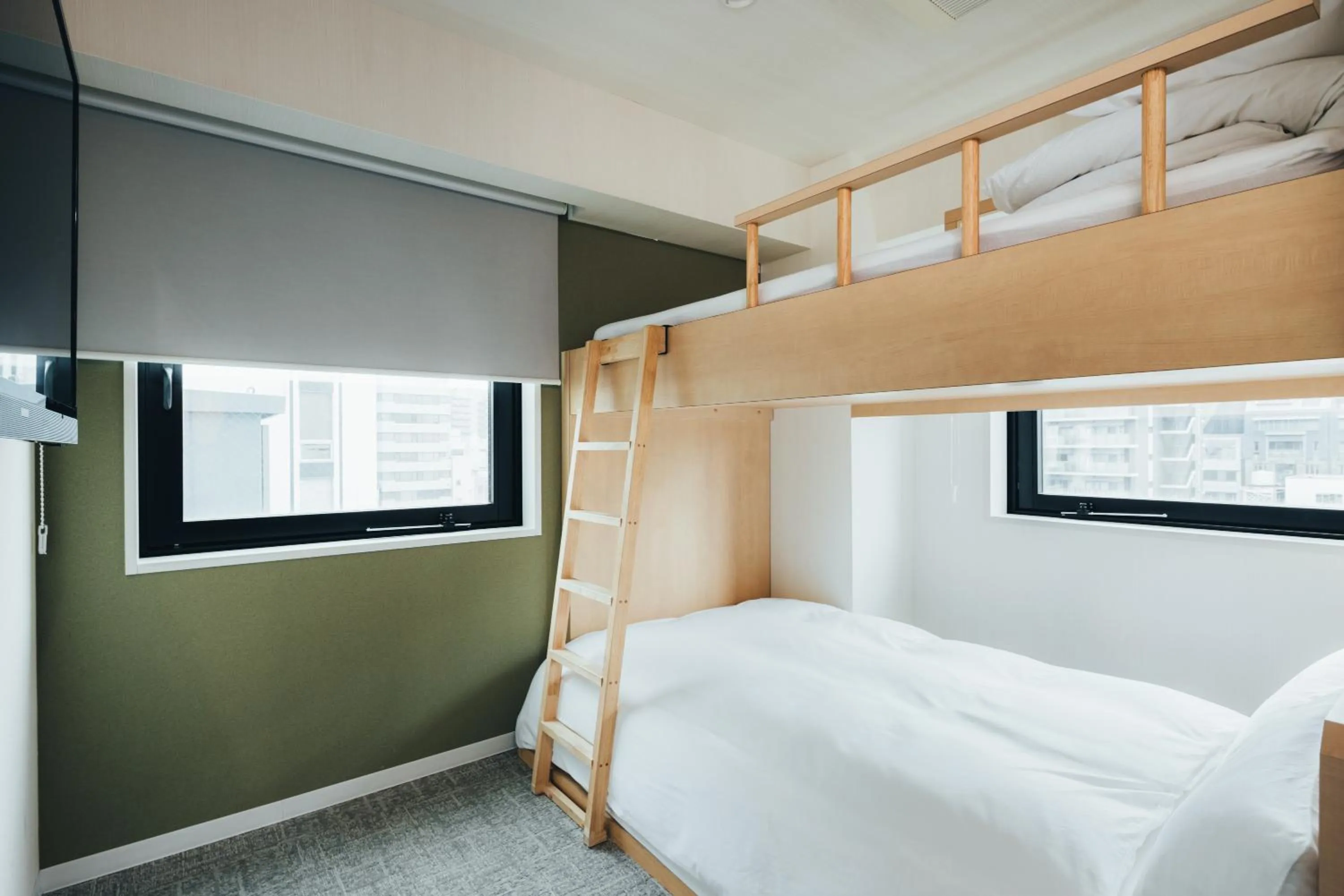 Photo of the whole room, Bed in MEANDER Osaka