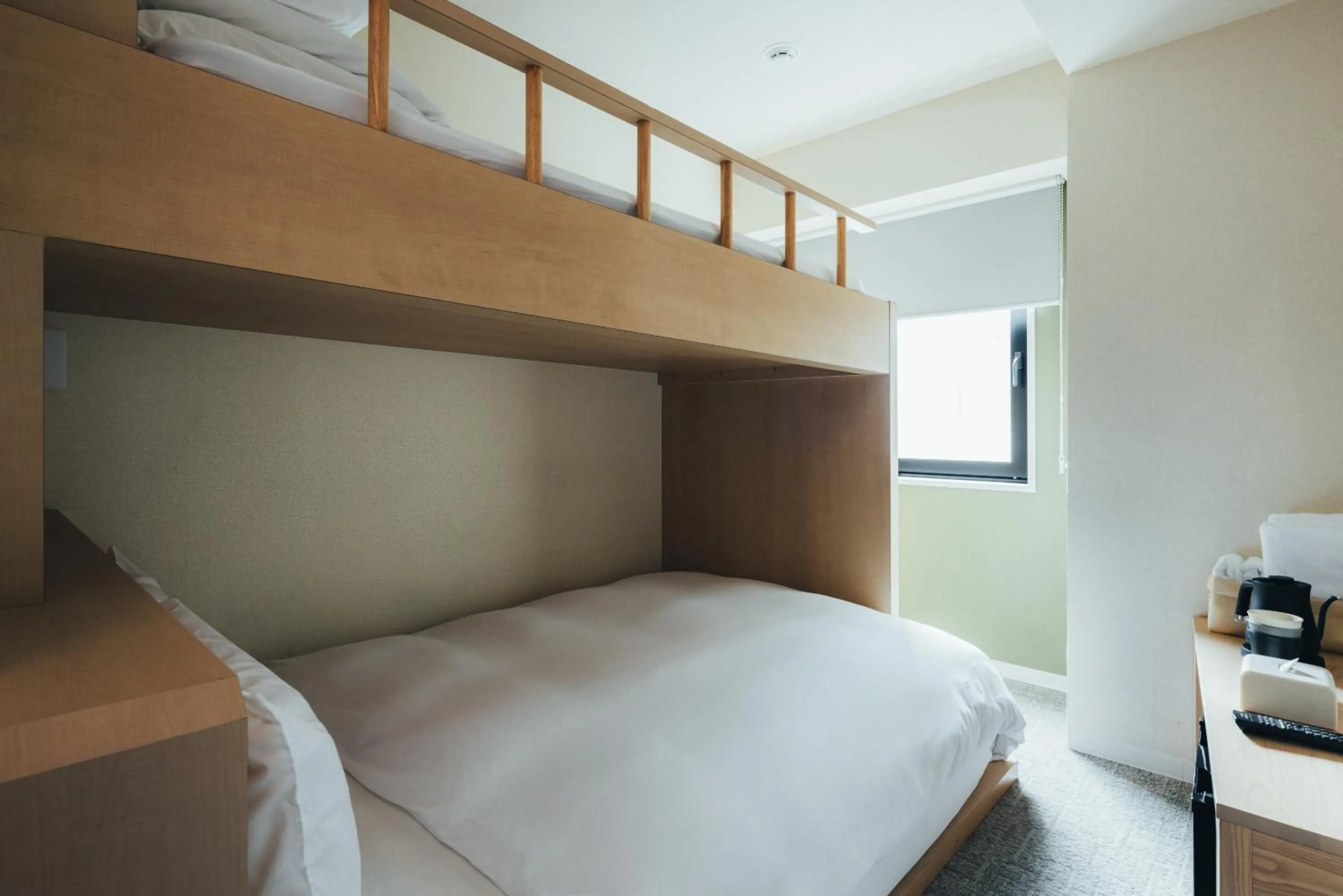 Photo of the whole room, Bed in MEANDER Osaka