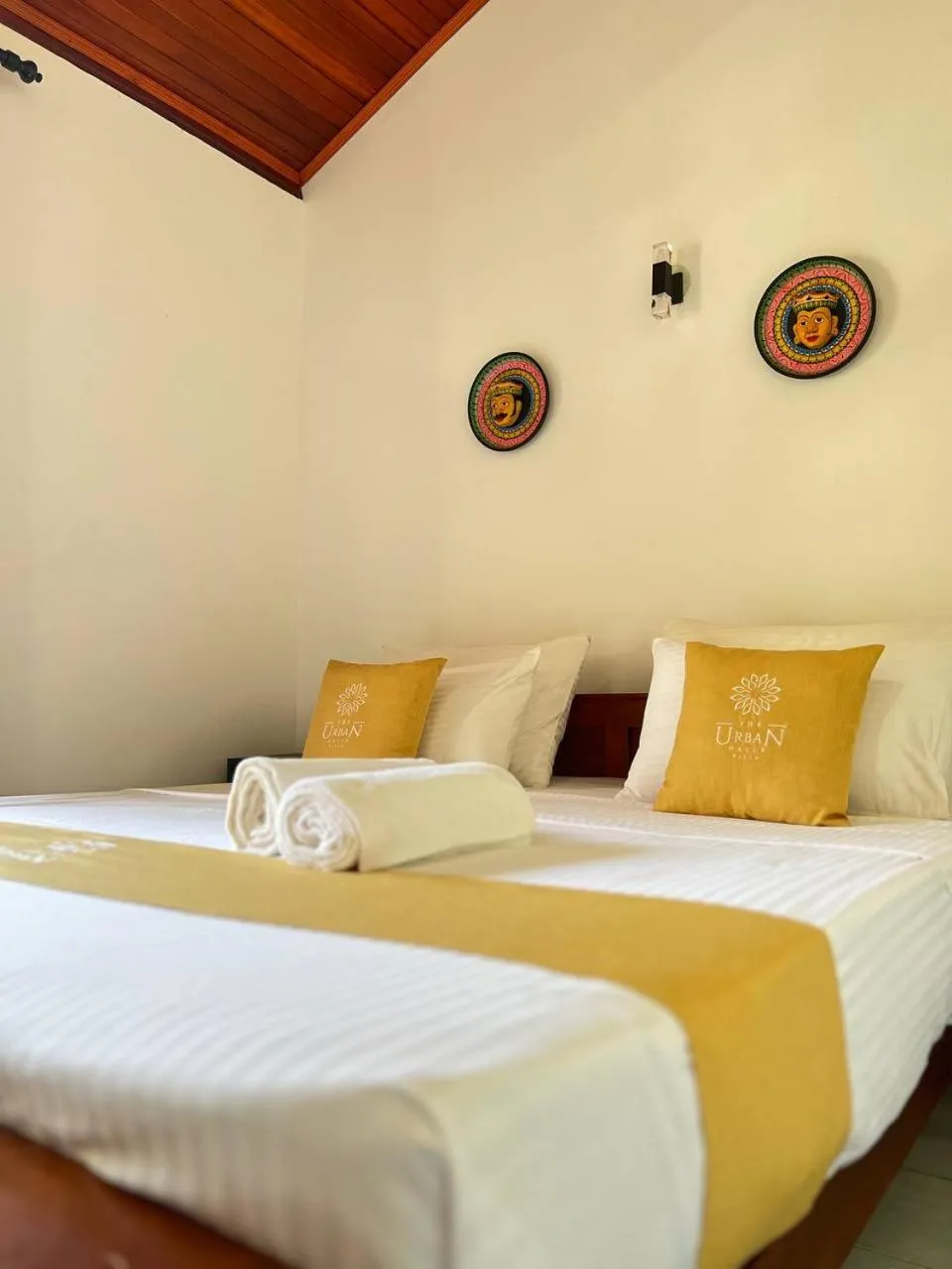 Bed in Urban Galle Villa