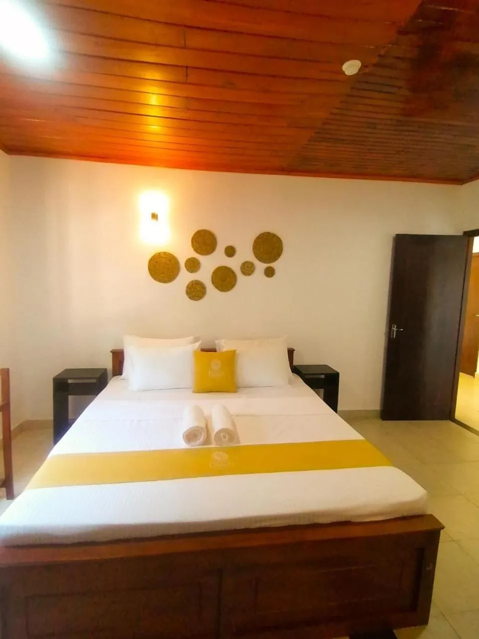 Bed in Urban Galle Villa