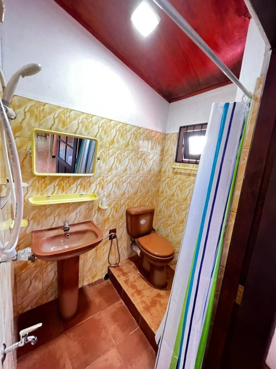 Bathroom in Urban Galle Villa