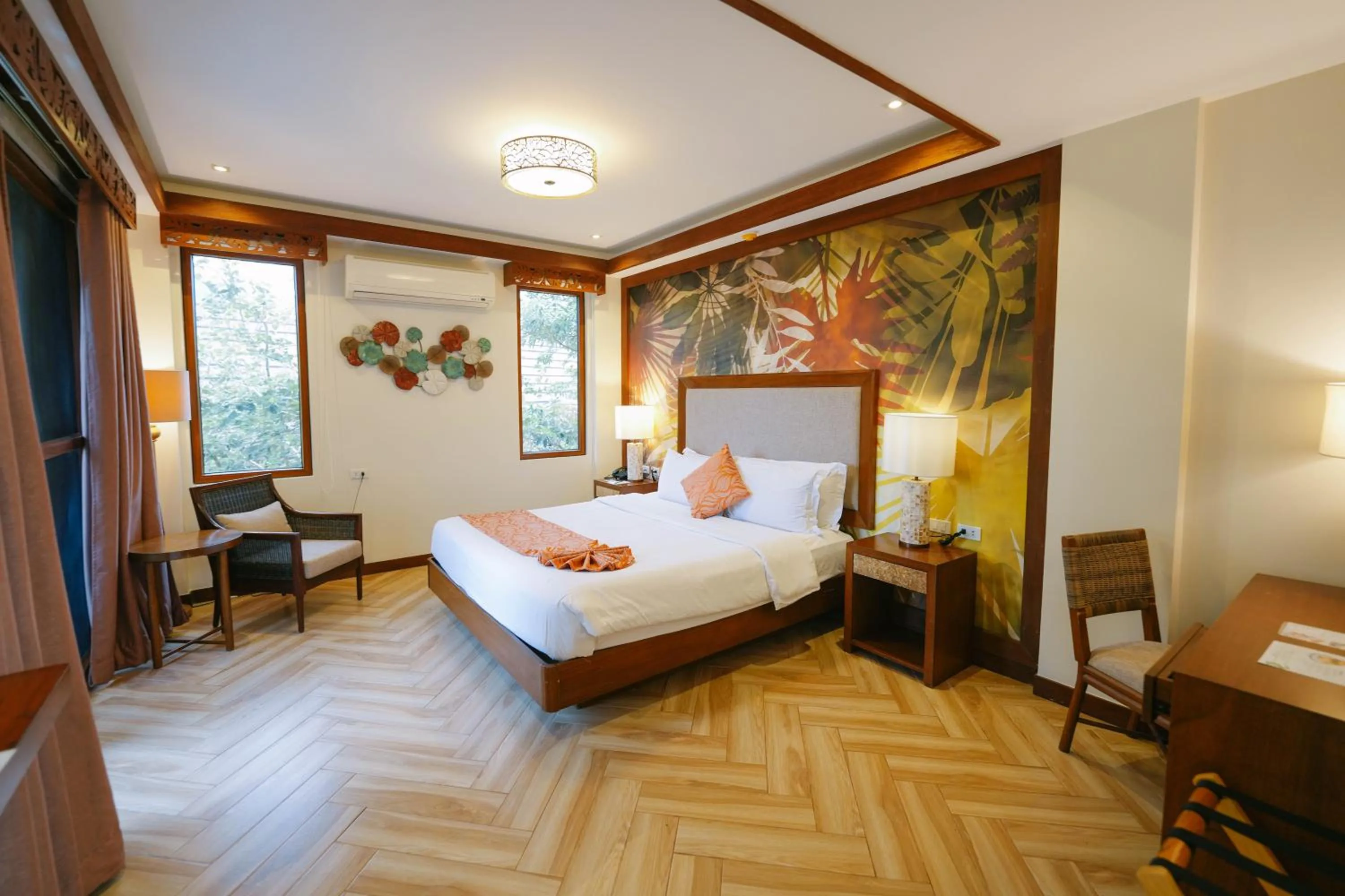 Bed in La Jolla Hotel and Beach Resort