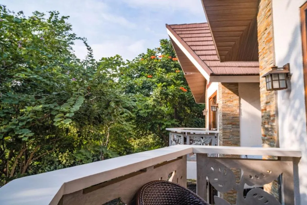 Property building in La Jolla Hotel and Beach Resort