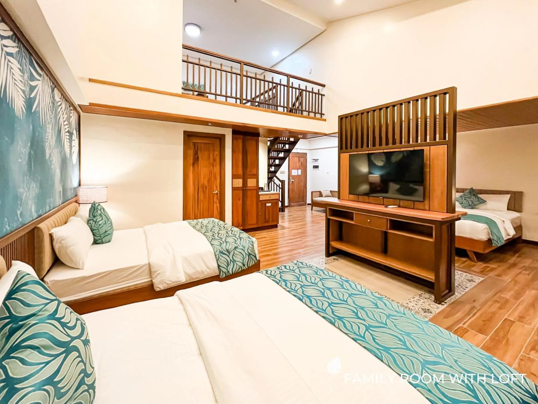 Bed in La Jolla Hotel and Beach Resort