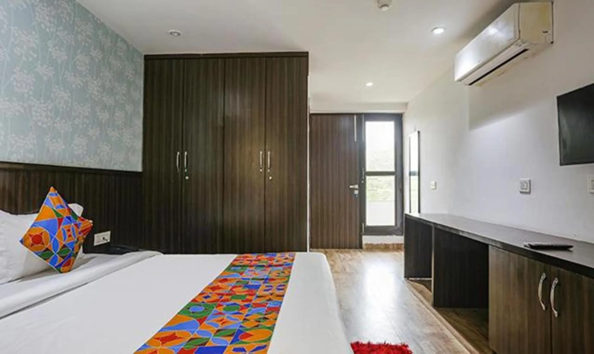 Bed in FabExpress RG Stay