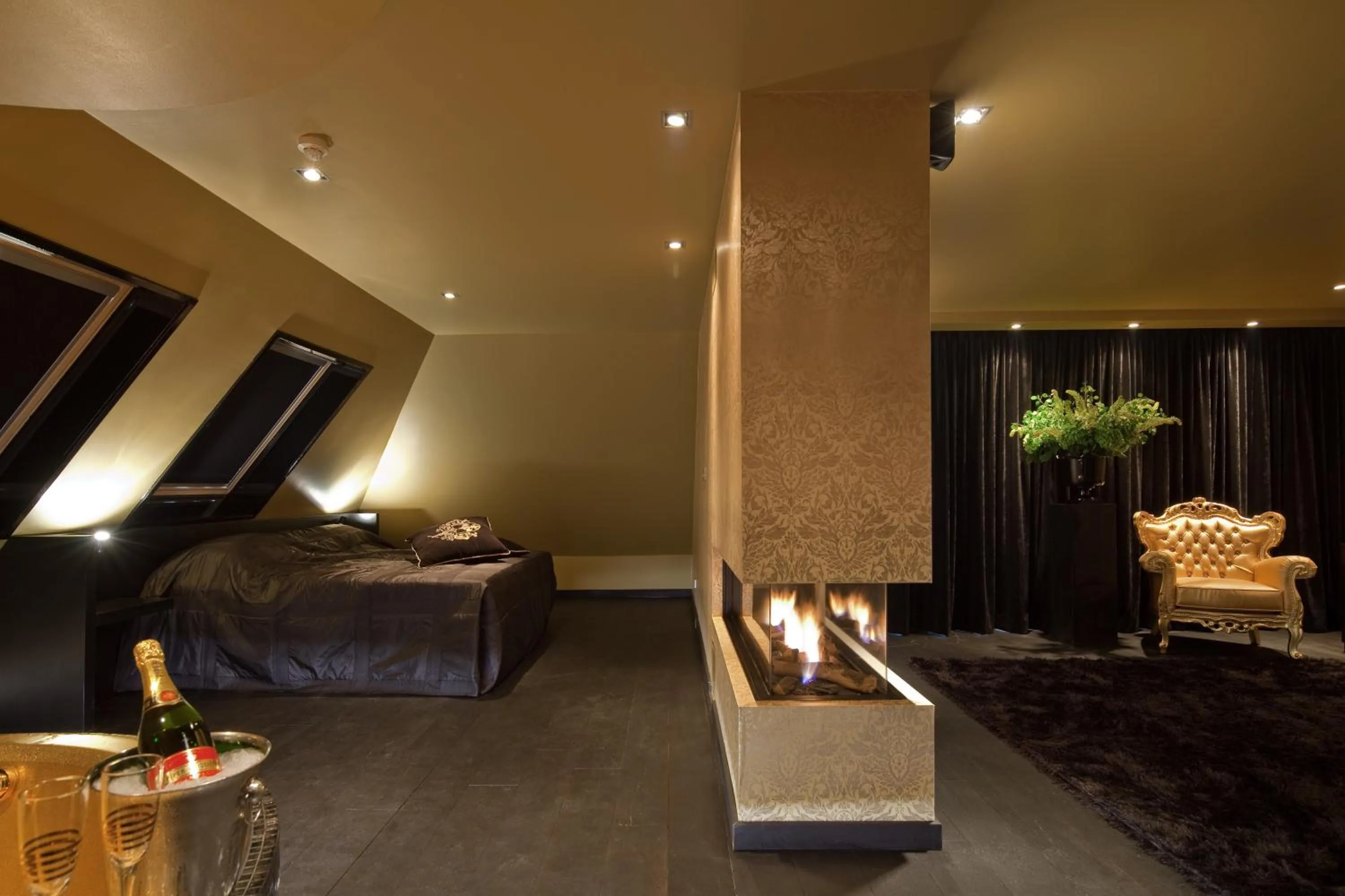 Photo of the whole room in Van der Valk Hotel Assen