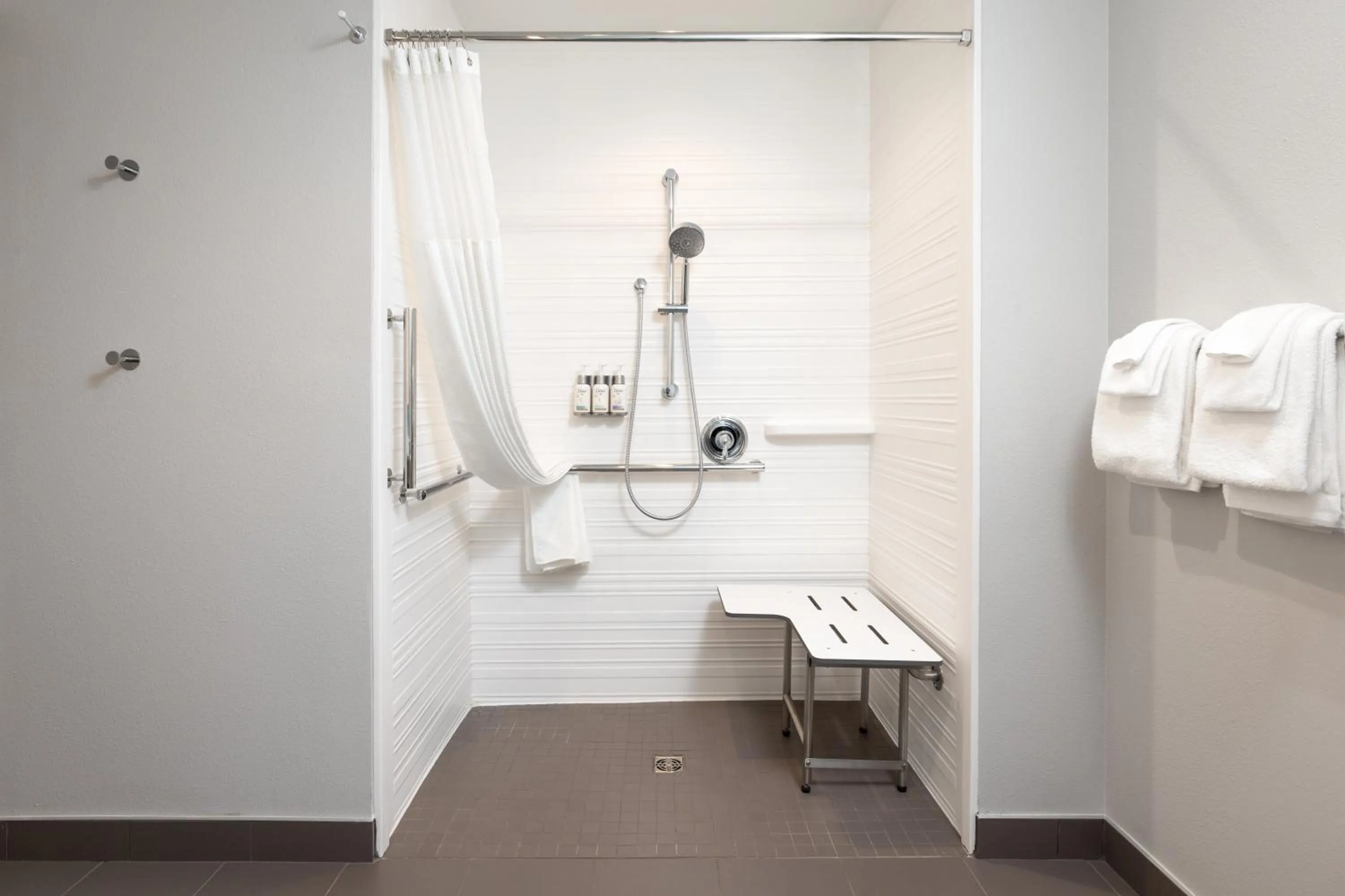 Photo of the whole room in avid hotels Billings West by IHG