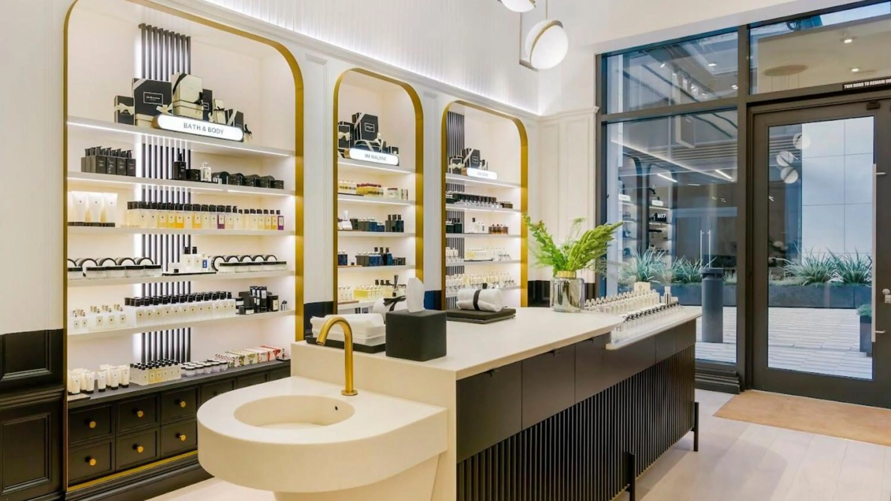 Nearby landmark in InterContinental Seattle Bellevue, by IHG