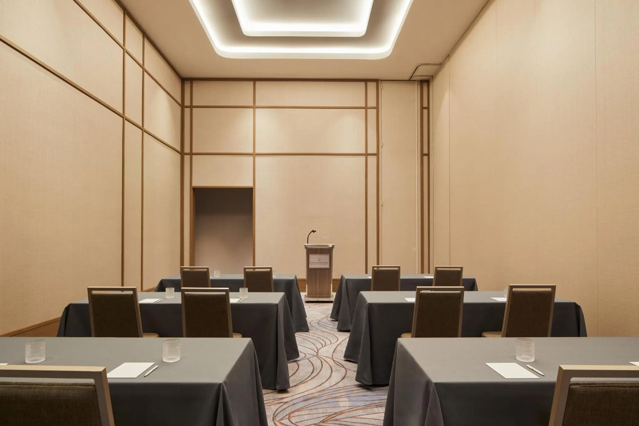 Meeting/conference room in InterContinental Seattle Bellevue, by IHG