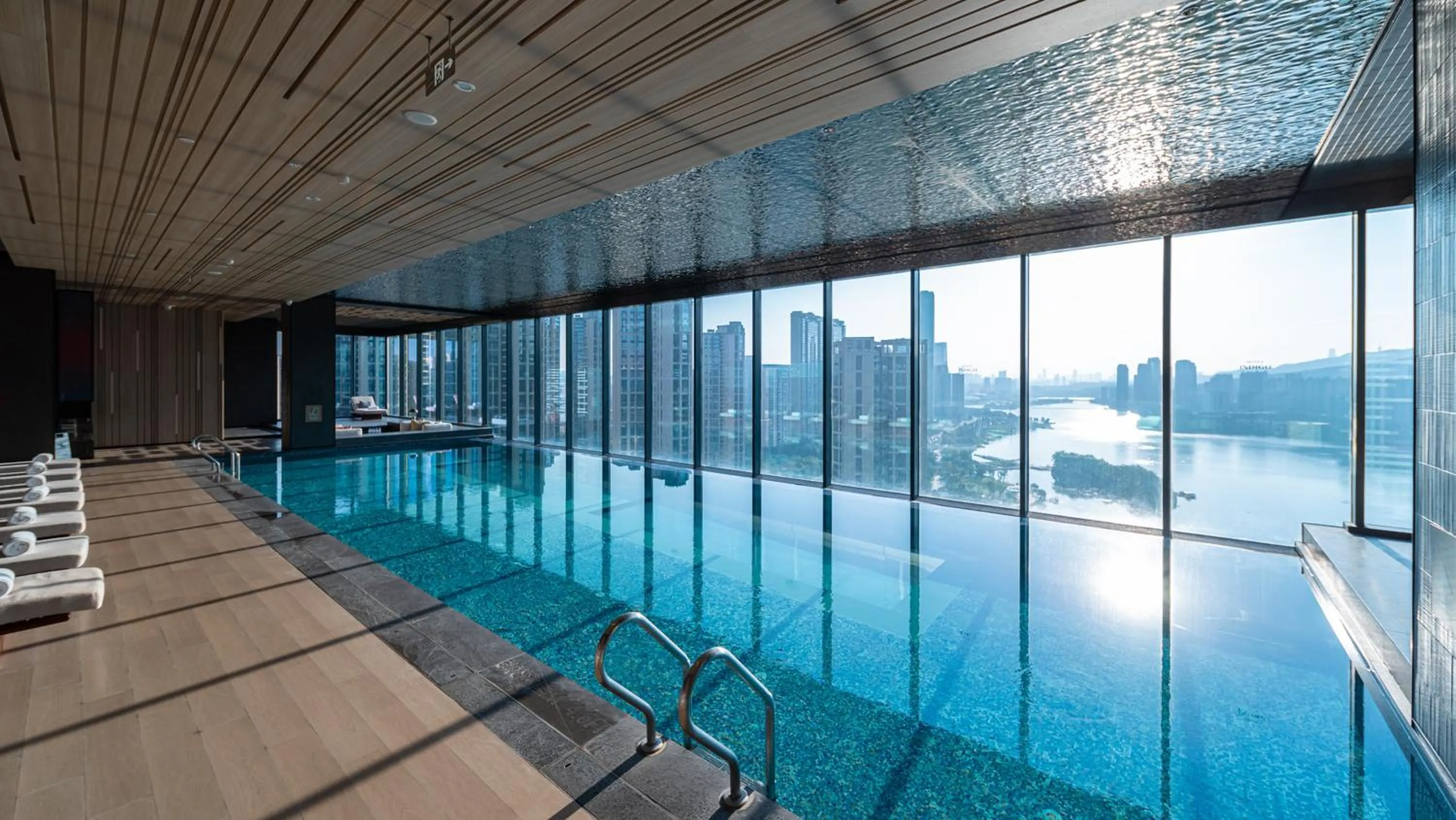 Swimming pool in Hotel Indigo Changsha Meixi Lake