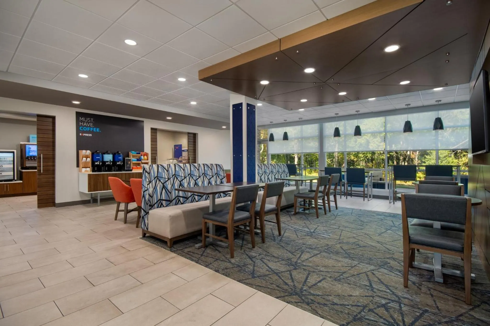 Property building in Holiday Inn Express & Suites Muskegon - Grand Haven by IHG