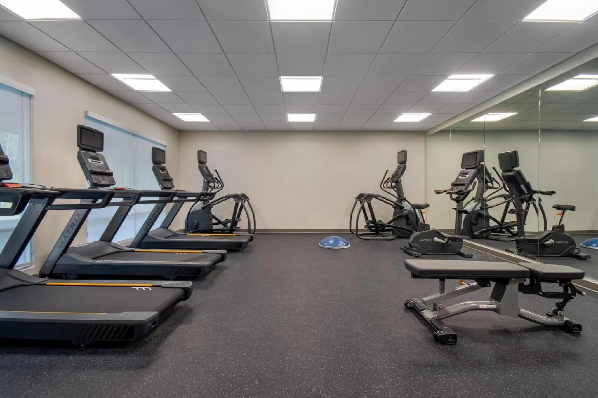 Spa and wellness centre/facilities in Holiday Inn Express & Suites Muskegon - Grand Haven by IHG