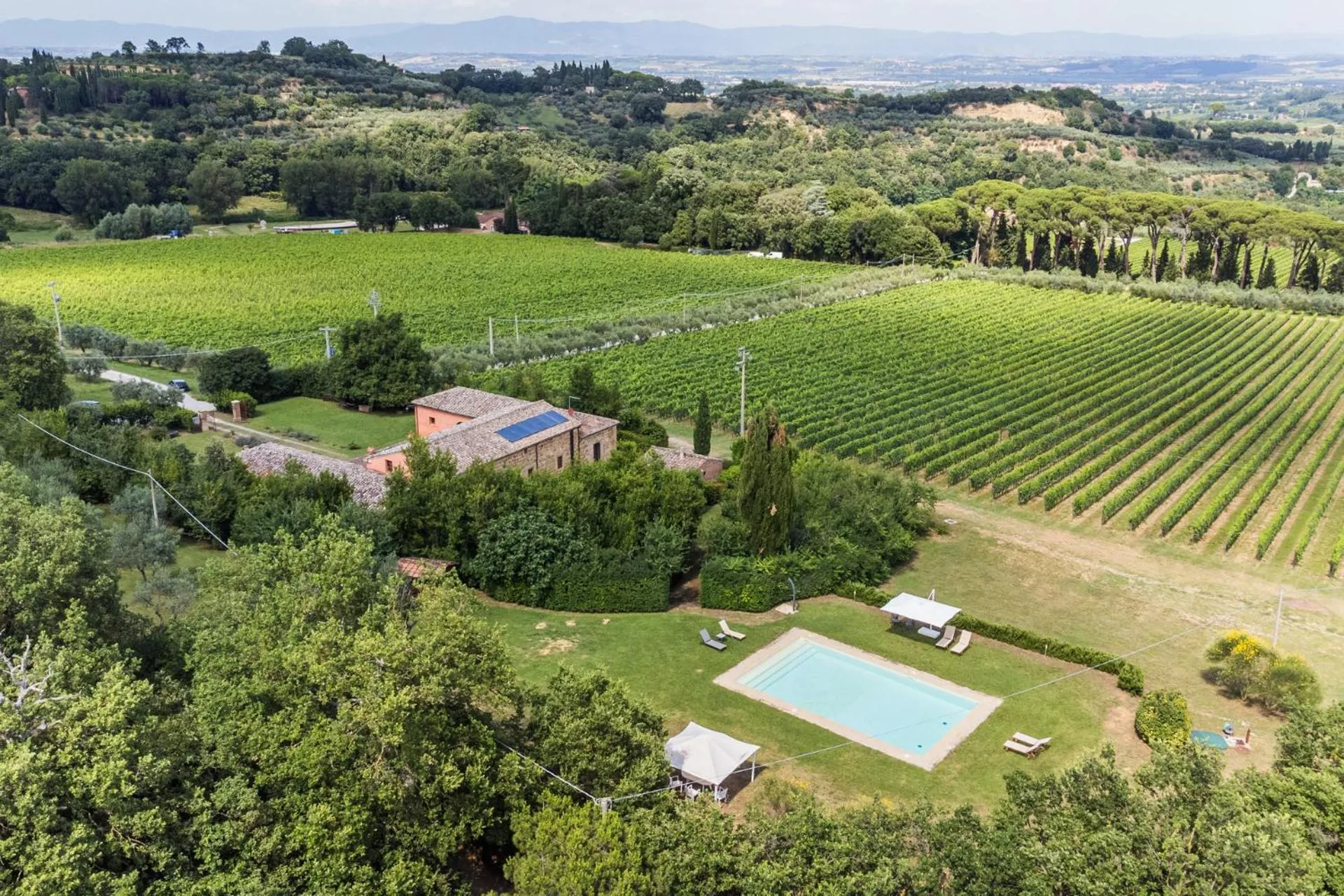 Bird's eye view in Villa Boschetto by Mmega