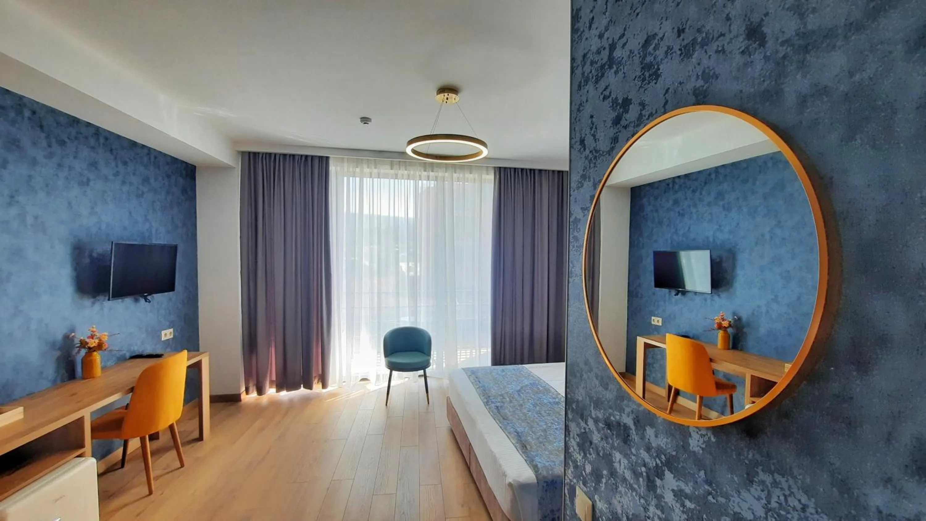 Communal lounge/ TV room in Hotel DownTown Avlabari