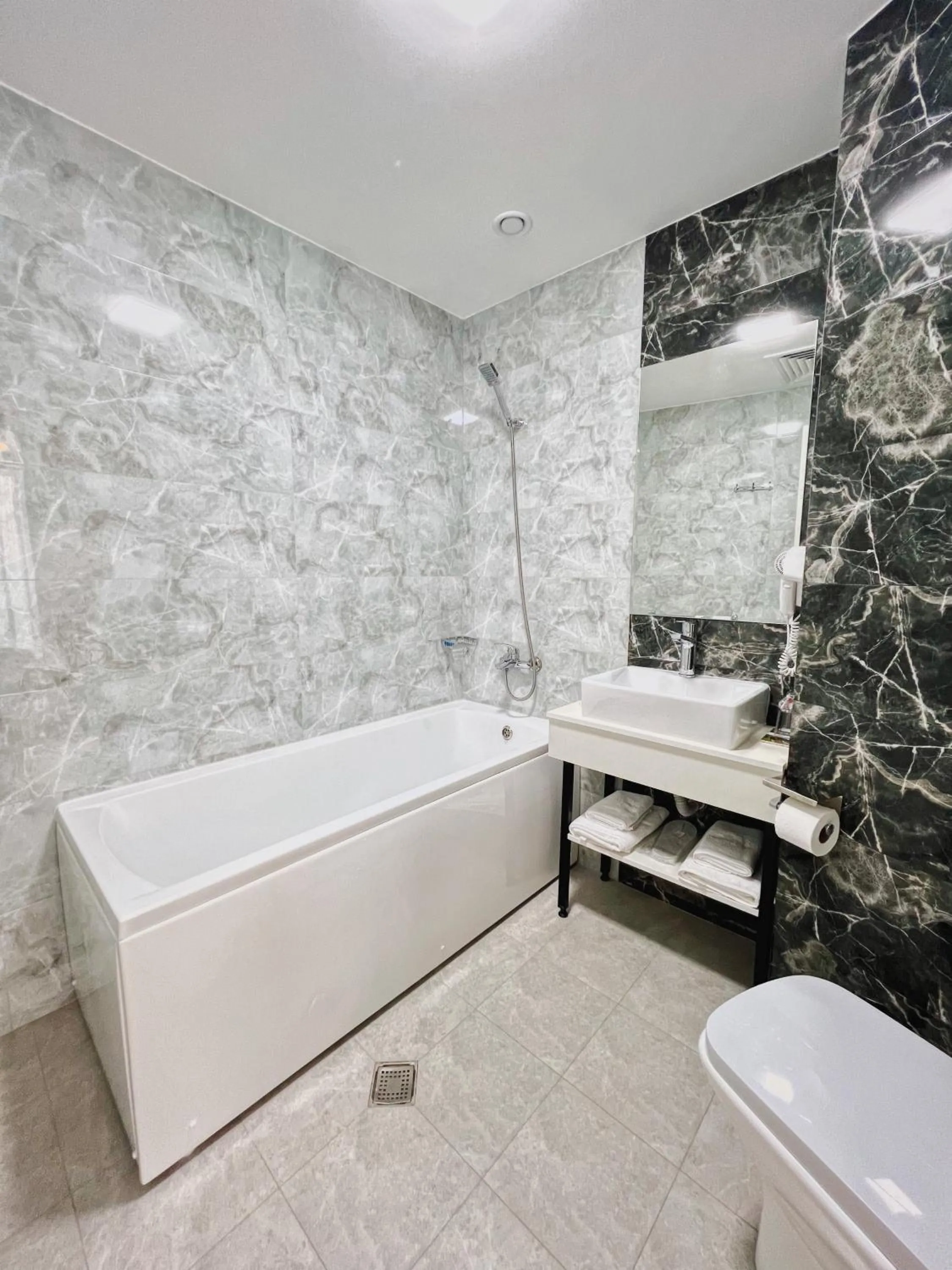 Hotel DownTown Avlabari