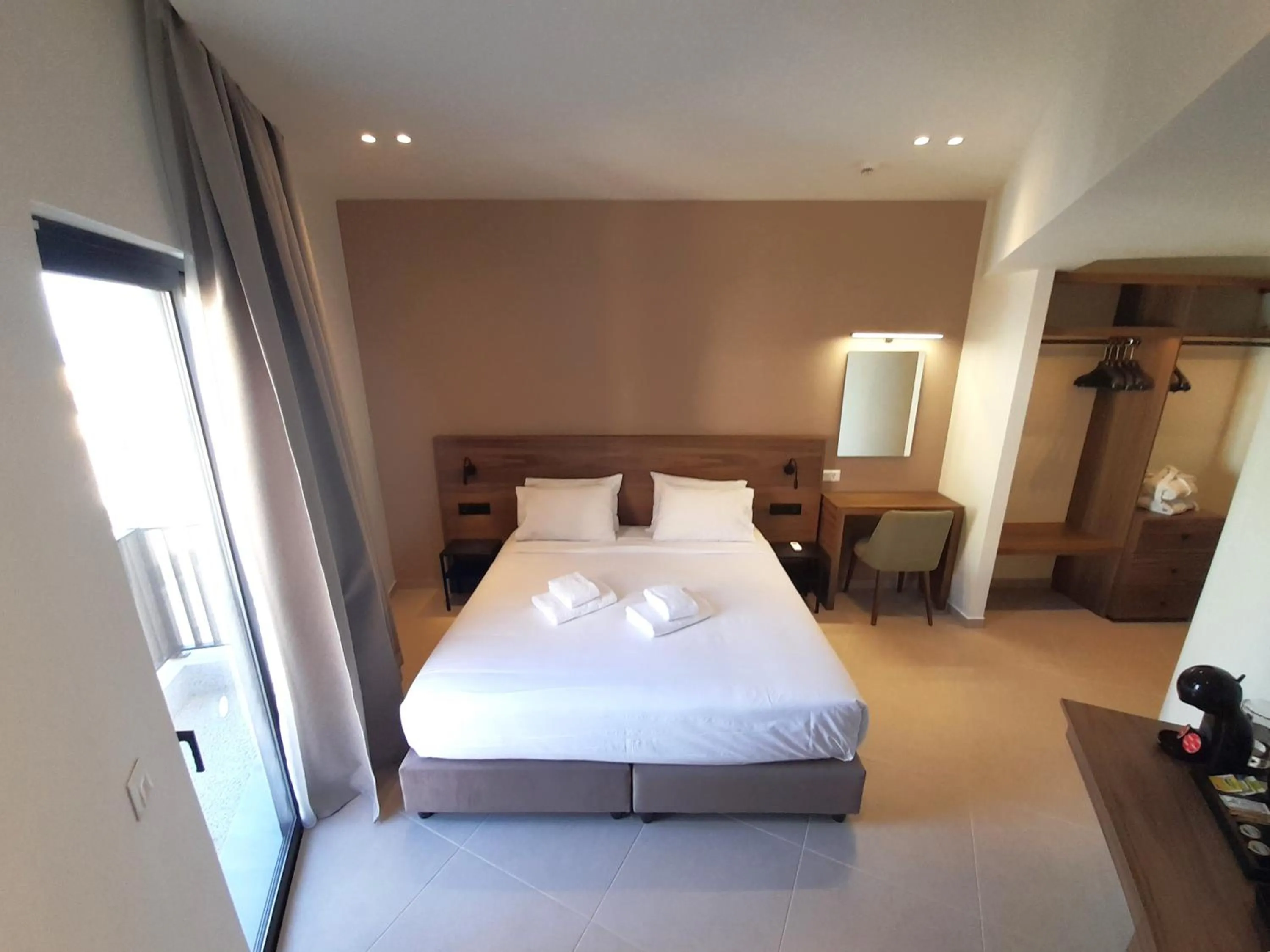 Bedroom, Bed in Elite Centre