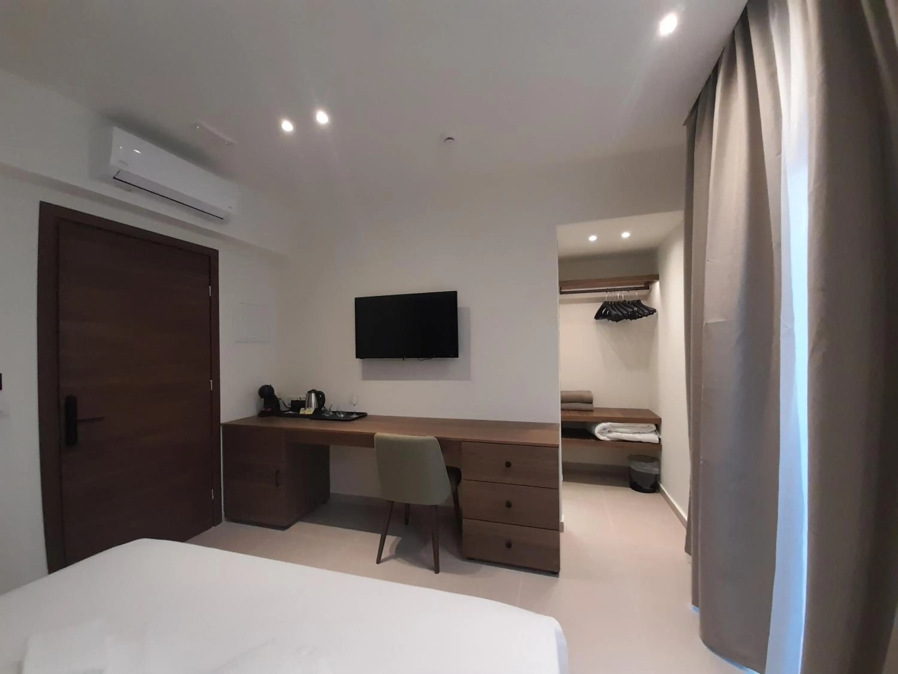 Bedroom, Bed in Elite Centre