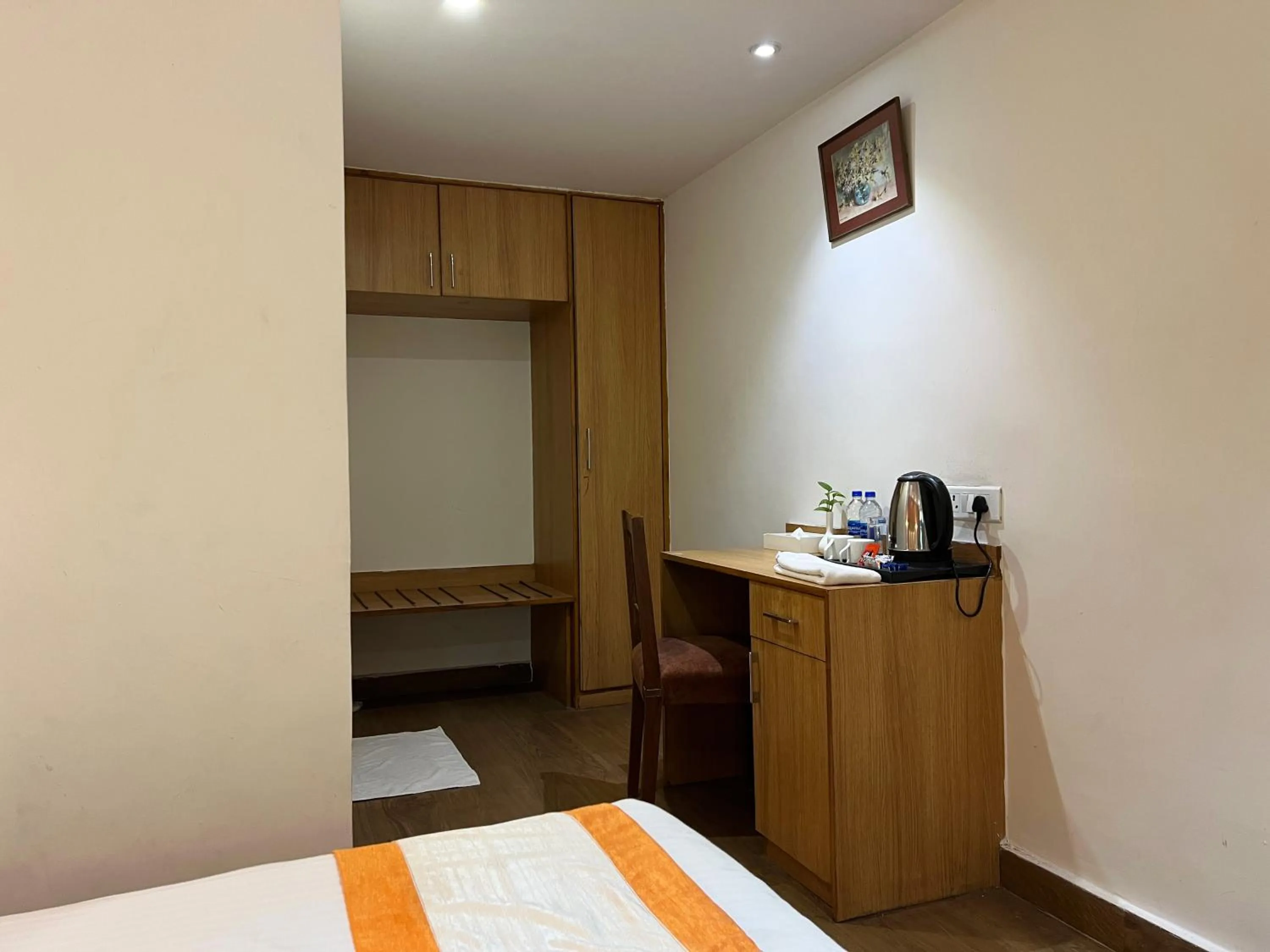 Coffee/tea facilities, Bed in Hotel The Bundela - Khajuraho, Madhya Pradesh