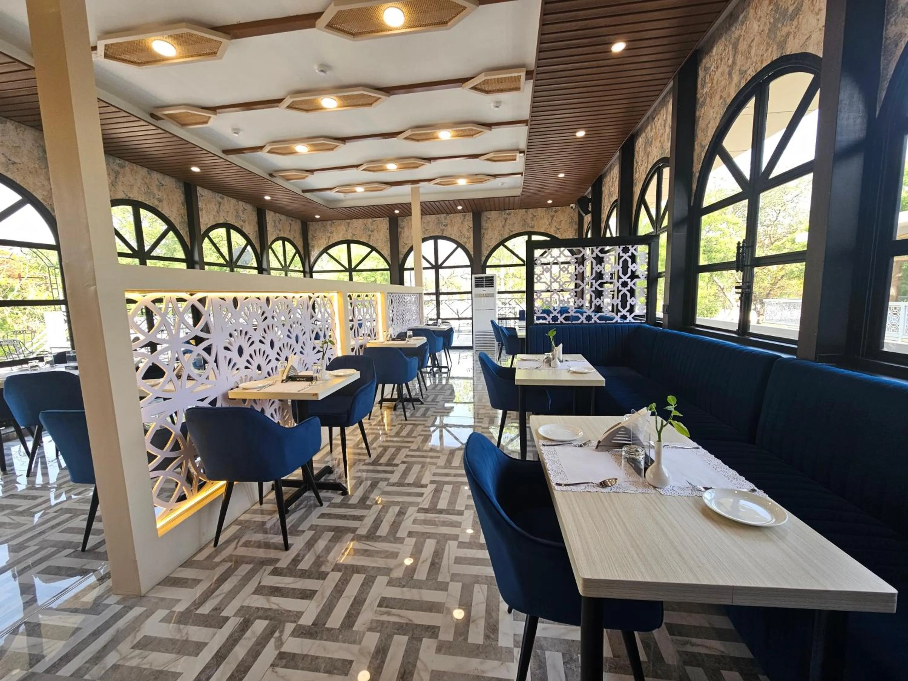 Restaurant/places to eat in Hotel The Bundela - Khajuraho, Madhya Pradesh