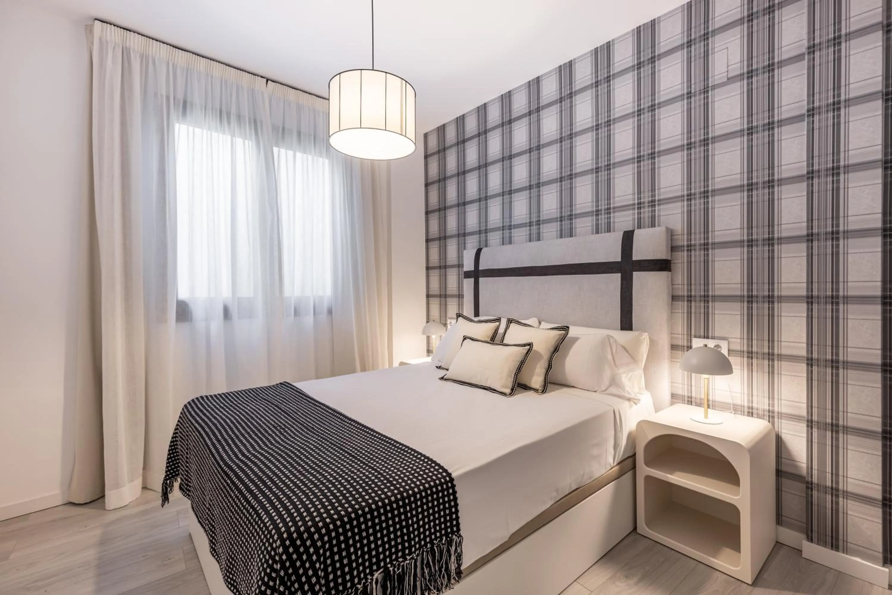 Photo of the whole room, Bed in Apartamentos Albaicín Centro Suites 3000