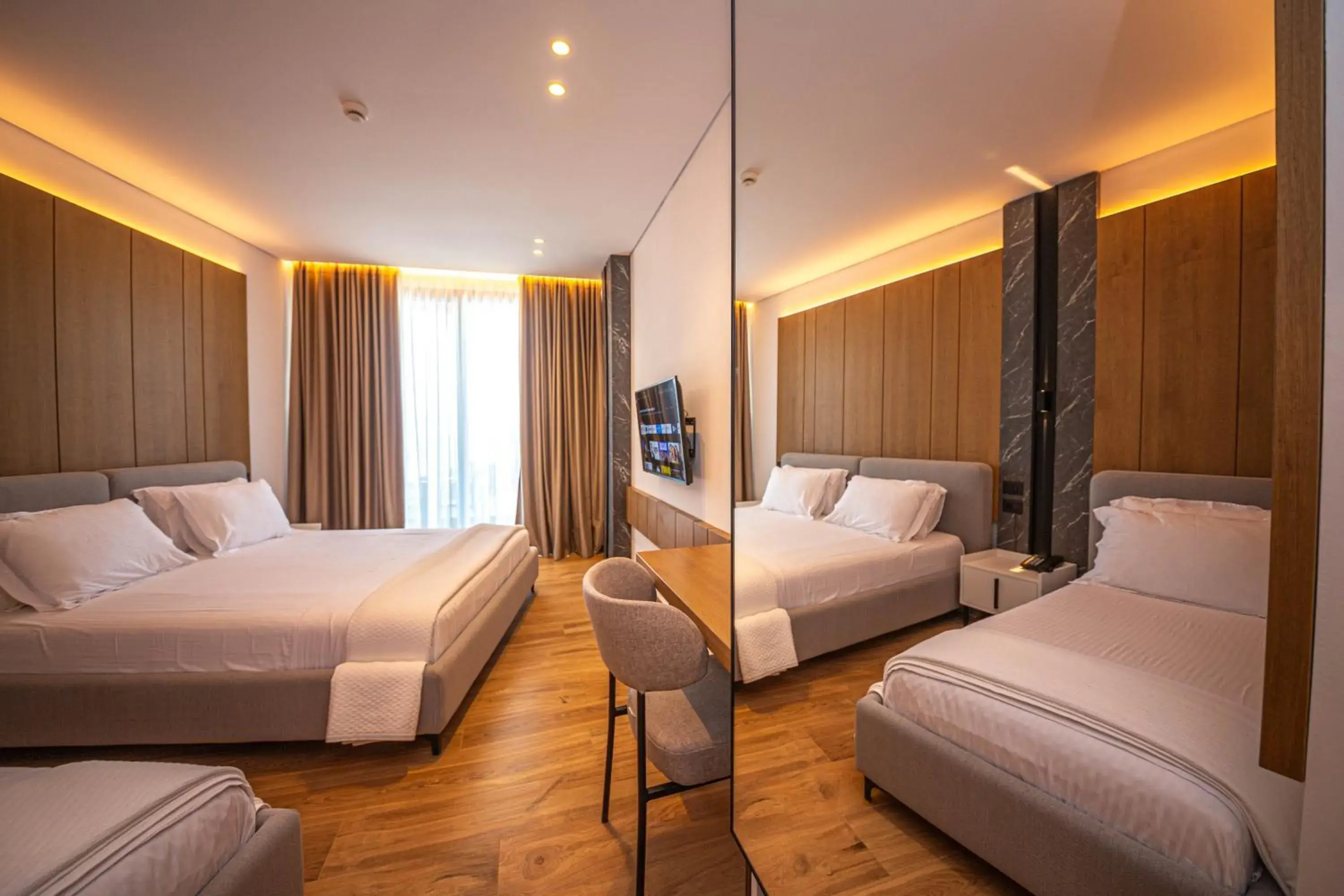Deluxe Triple Room with Balcony and Sea View in Nobbu Hotel Ksamil Deluxe Triple Room with Balcony and Sea View in Nobbu Hotel Ksamil