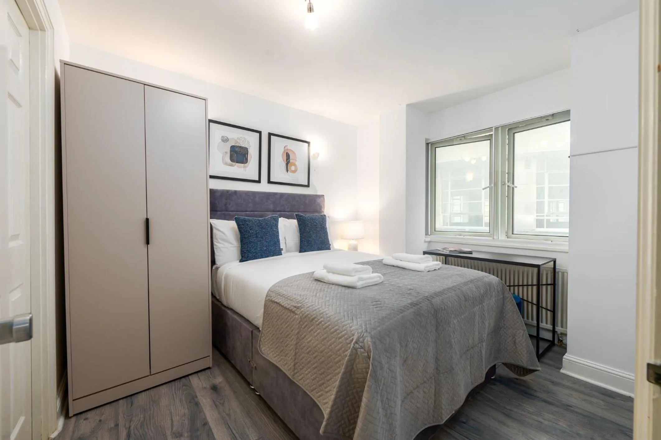 Bed in Piccadilly Circus by CAPITAL