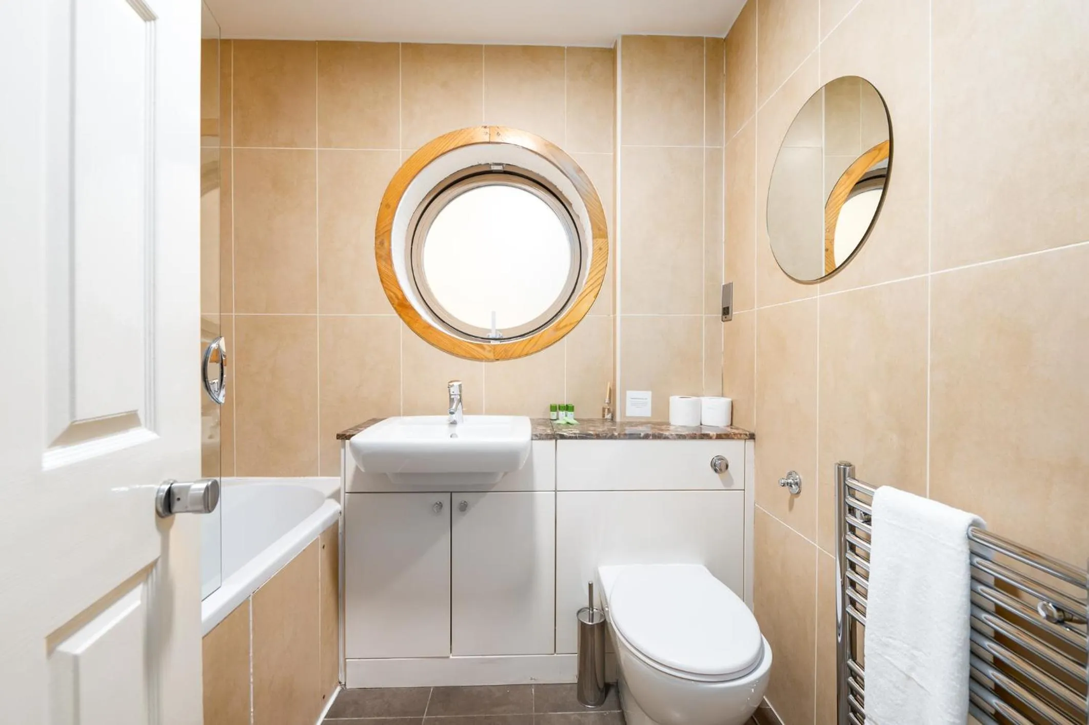 Piccadilly Circus by CAPITAL