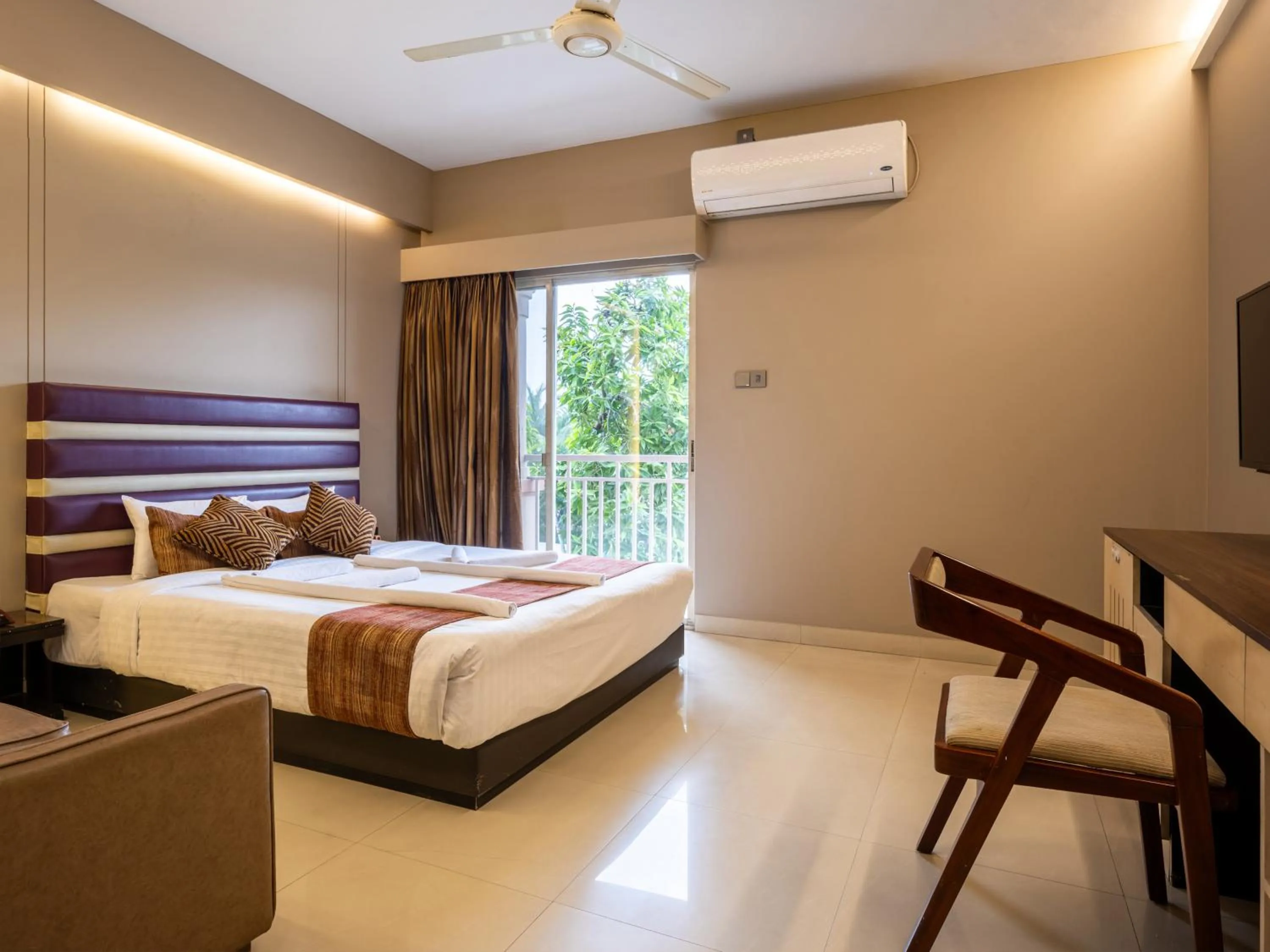 Bed in Resort Atlantis