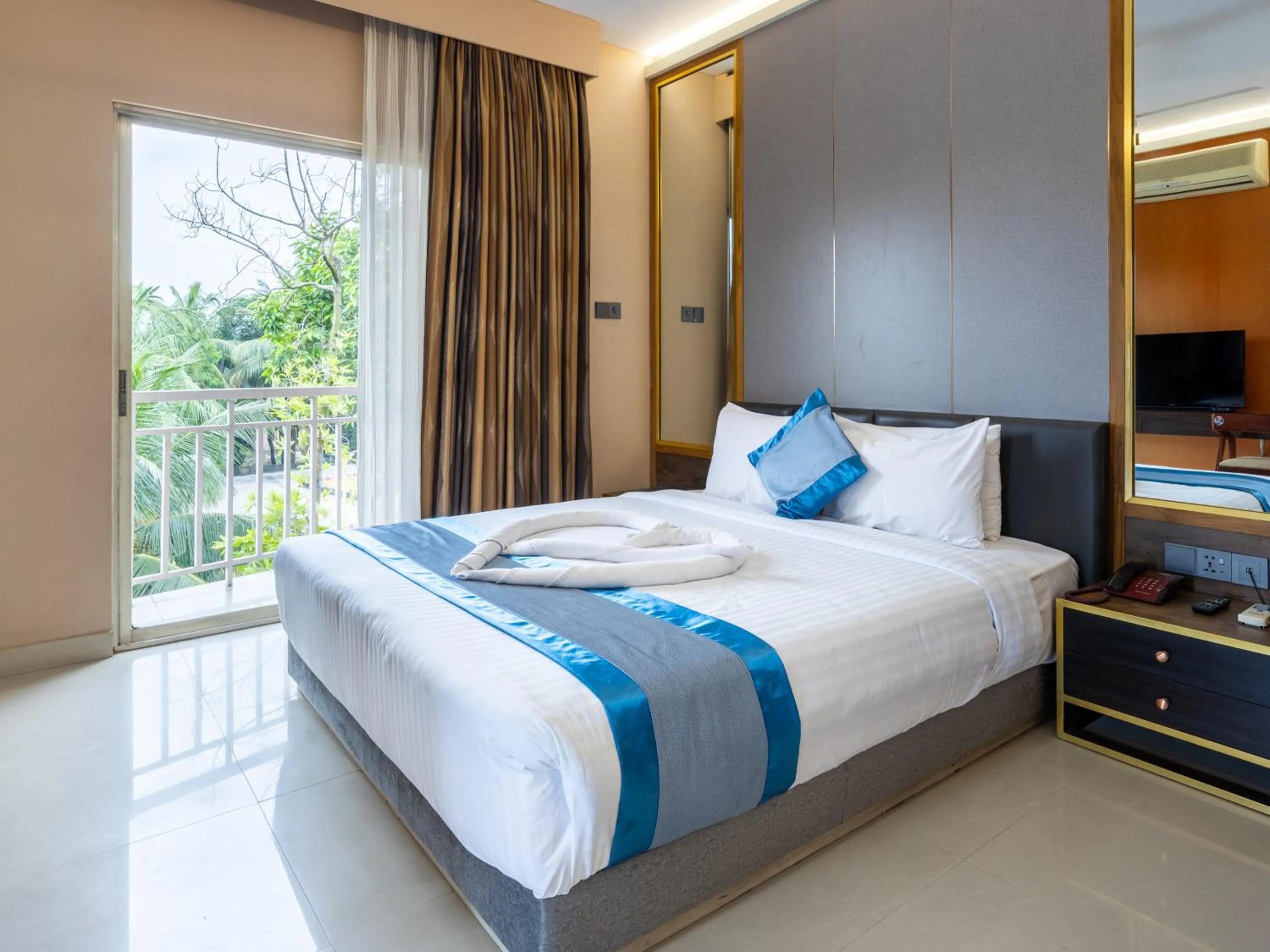 Bed in Resort Atlantis