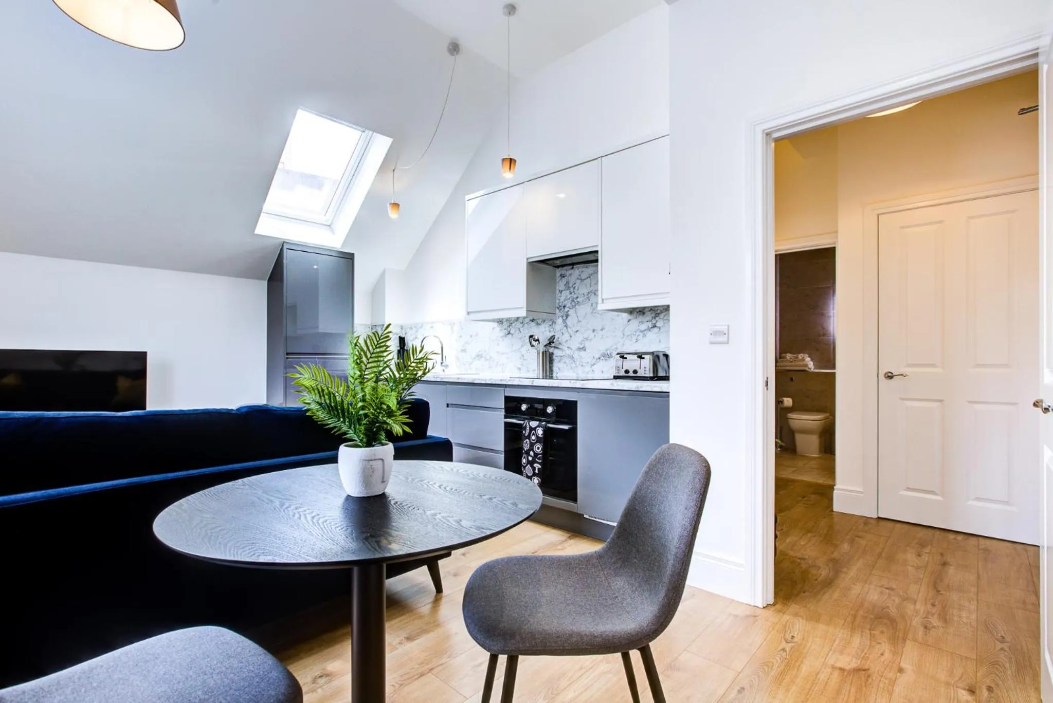 Living room in Hybrid Resi - London, New Malden near Richmond - Wimbledon