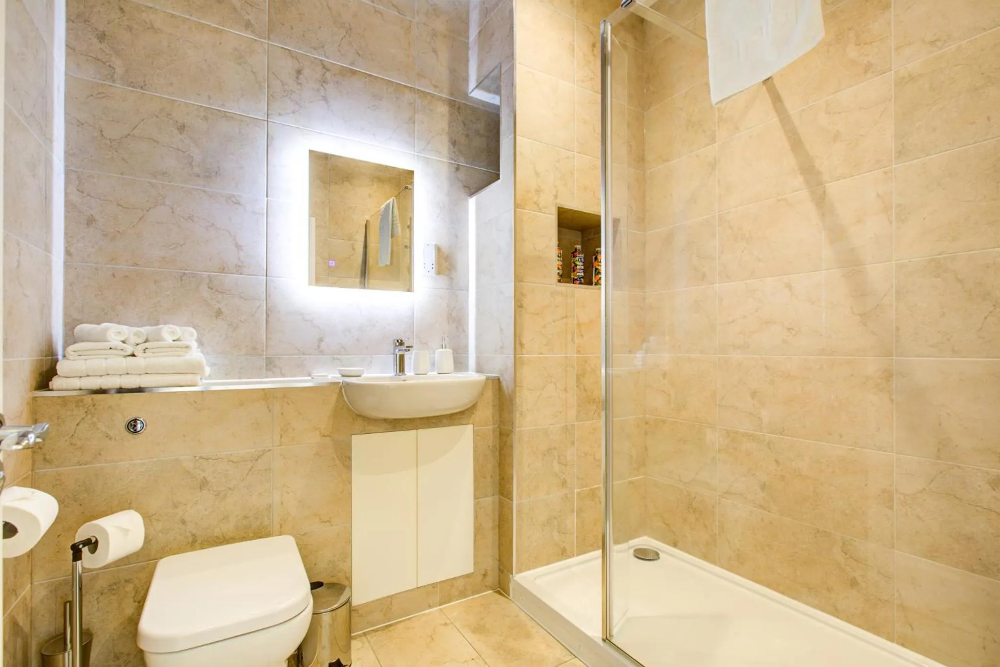 Bathroom in Hybrid Resi - London, New Malden near Richmond - Wimbledon