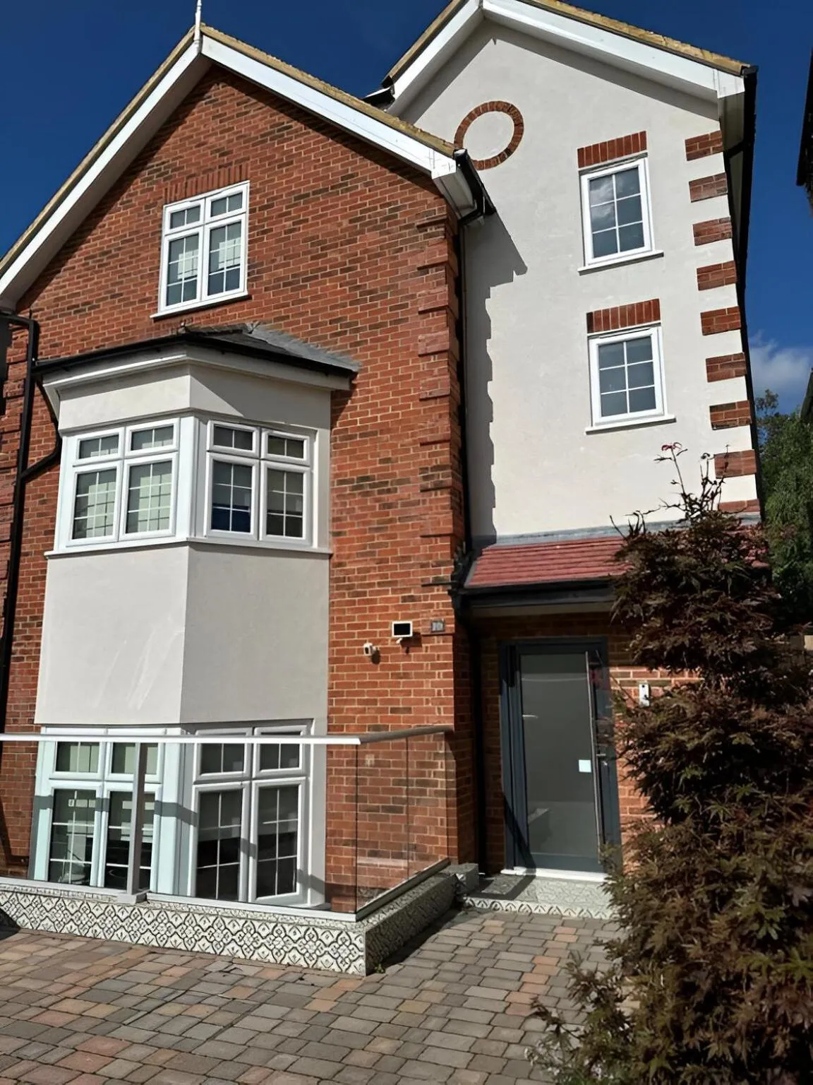 Property building in Hybrid Resi - London, New Malden near Richmond - Wimbledon