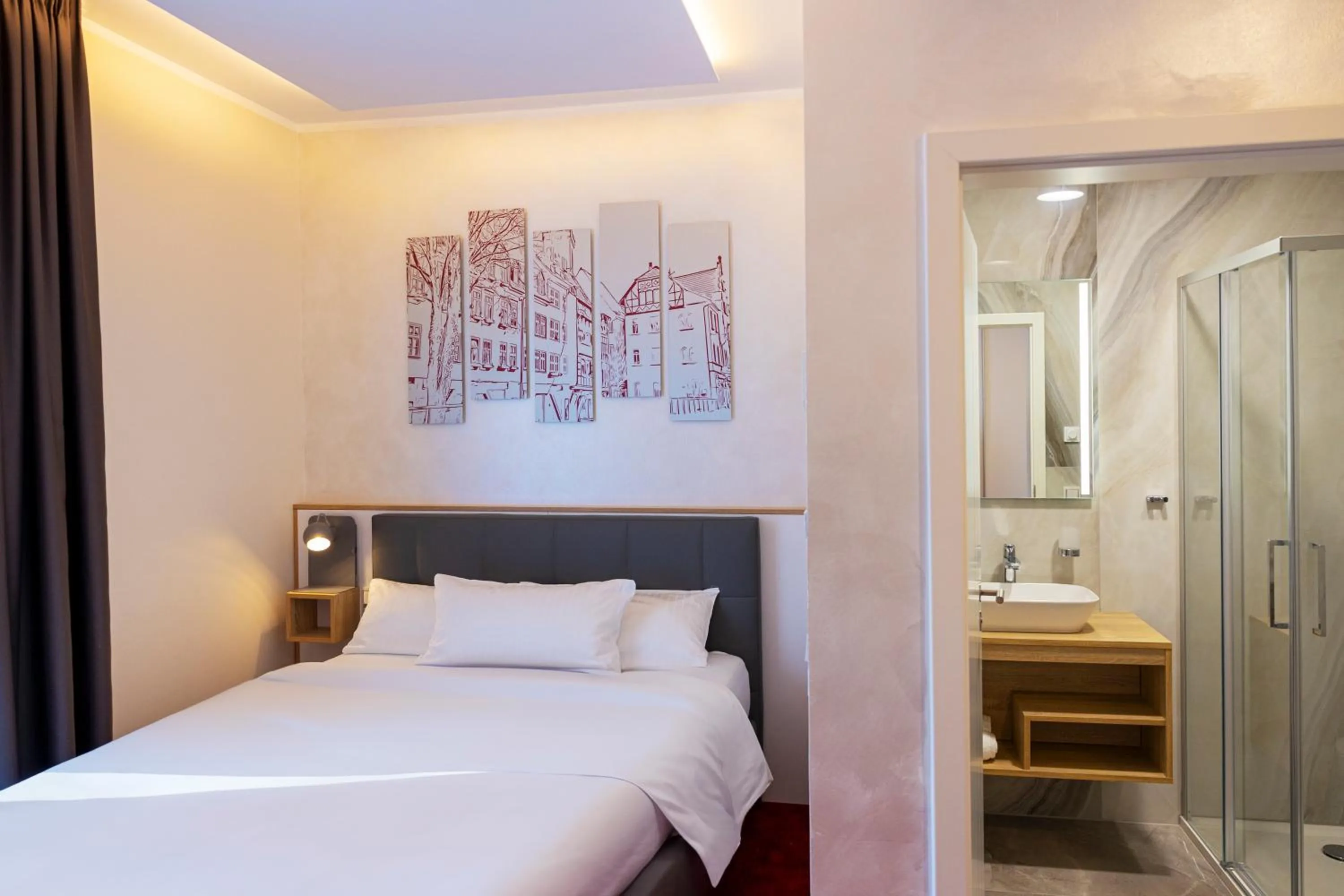 Bed in Hotel am Waldkasino