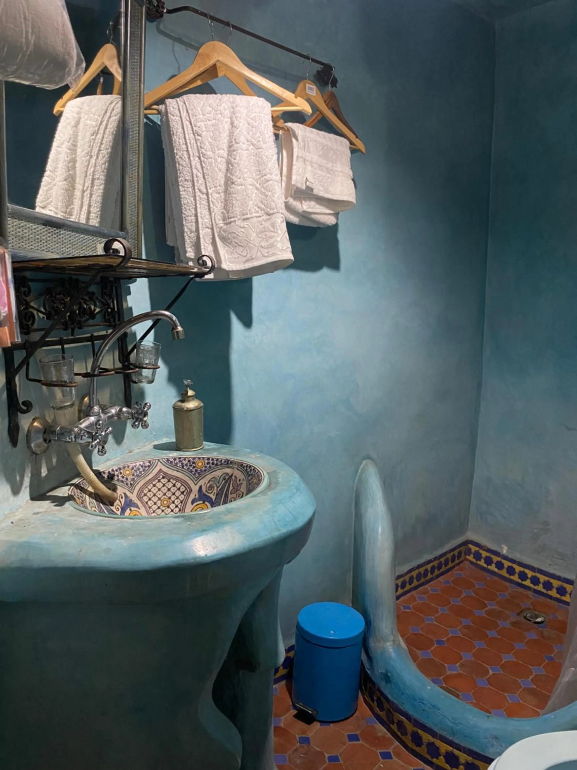 Bathroom in Riad Azurite