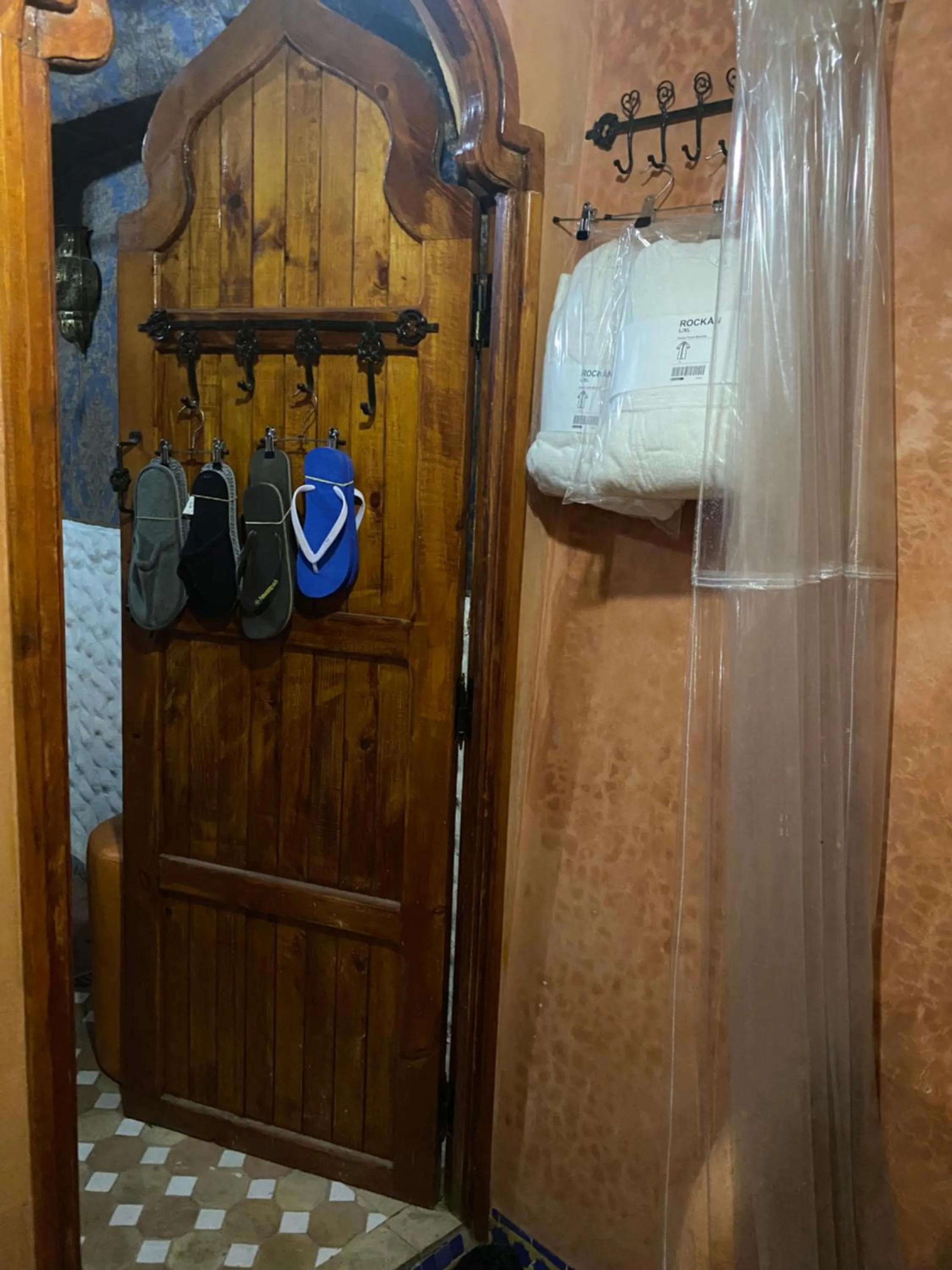 Bathroom in Riad Azurite