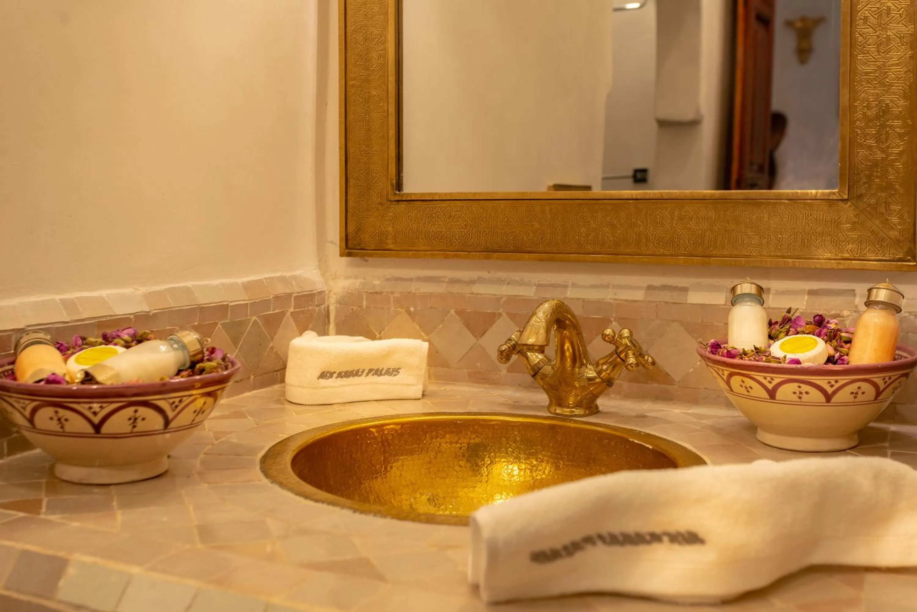 Bathroom in Palais Aix Kabaj &Spa